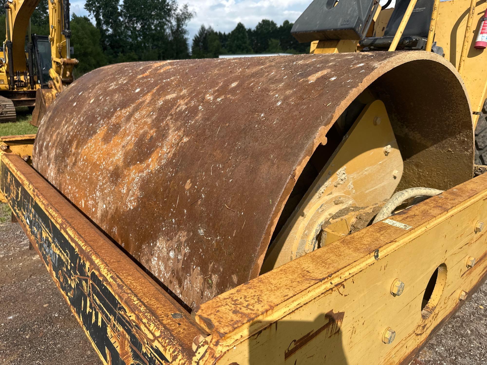 Caterpillar CS-563C