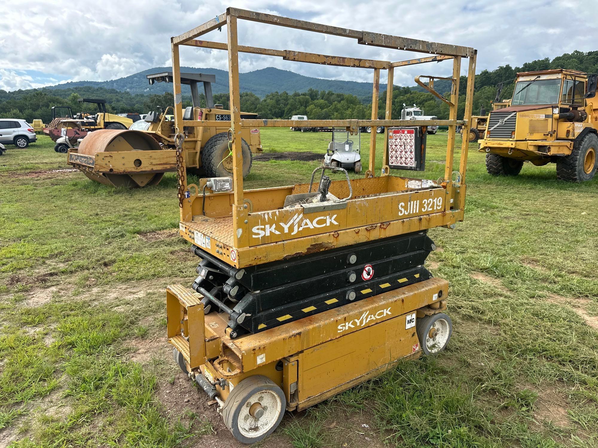 2018 Skyjack 3219