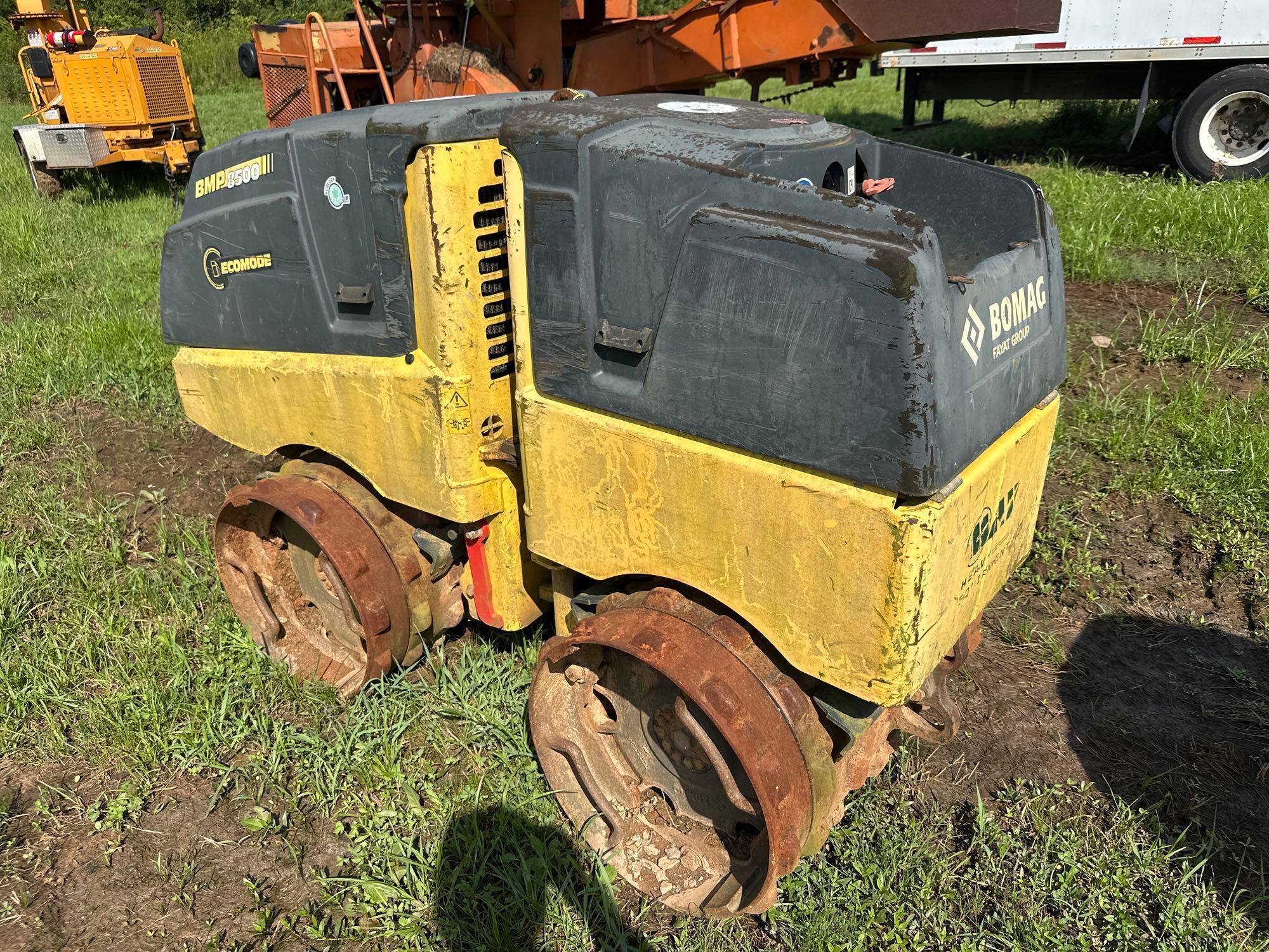 Bomag 8500