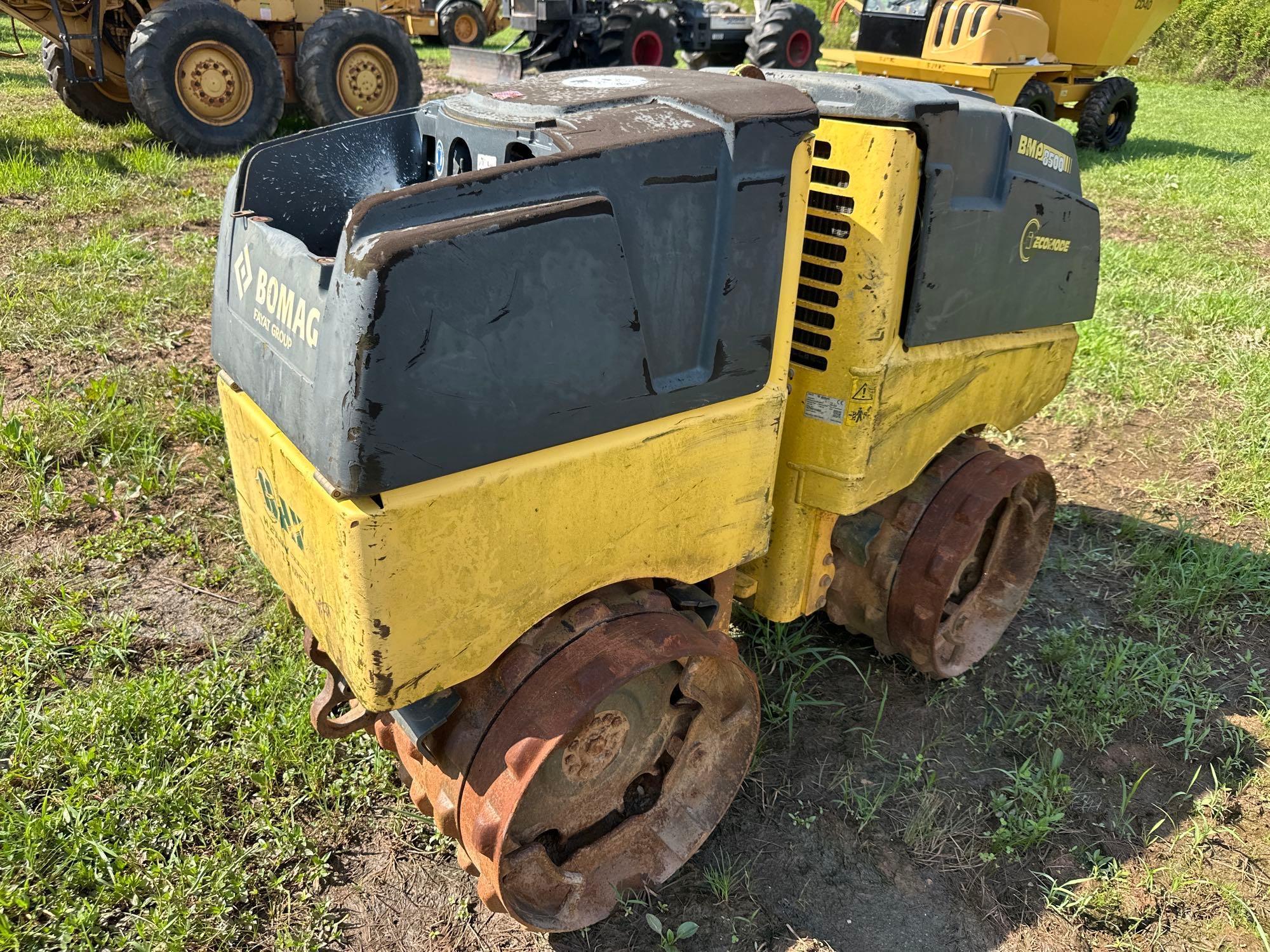 Bomag 8500
