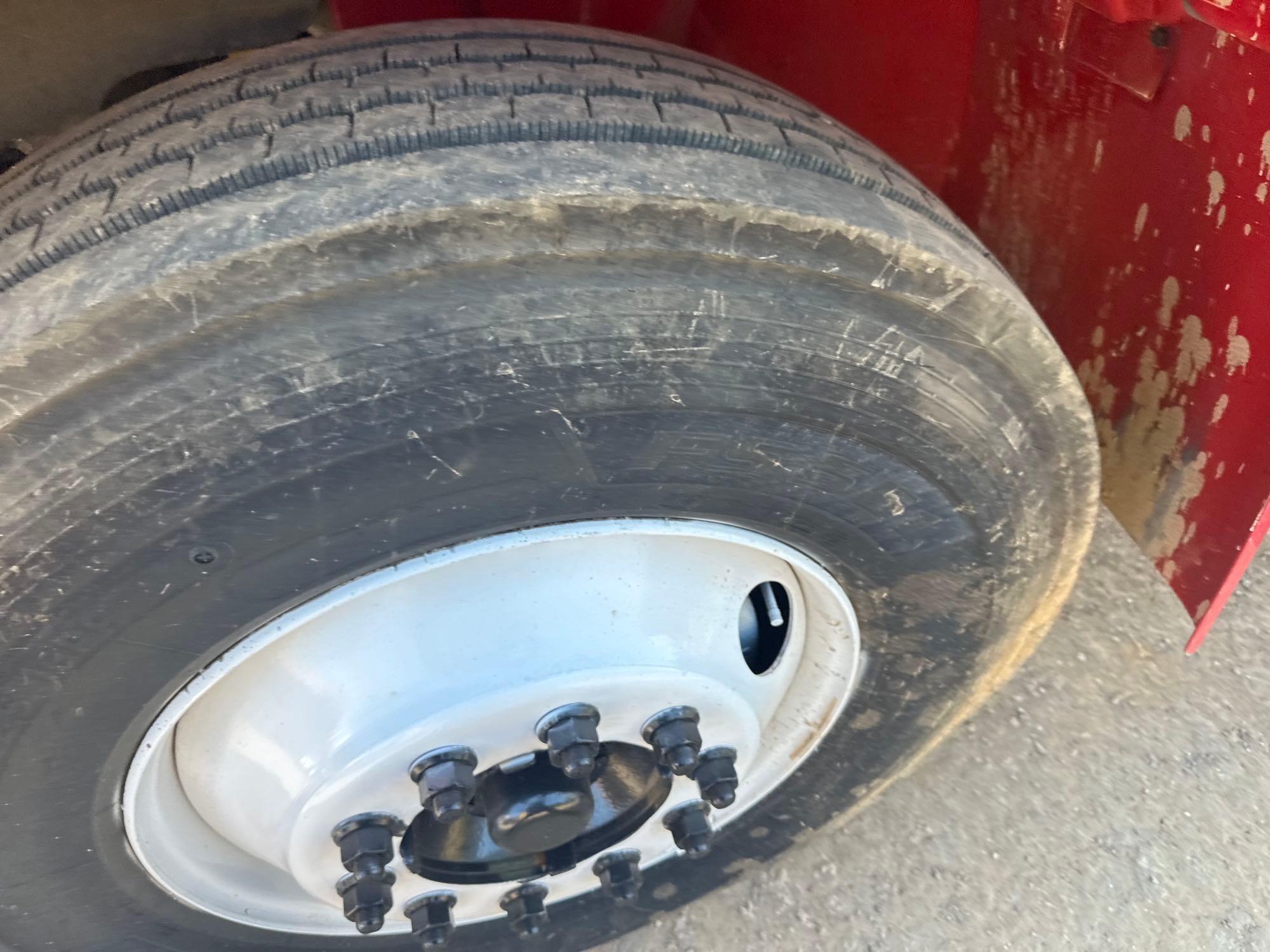 2004 International 4400