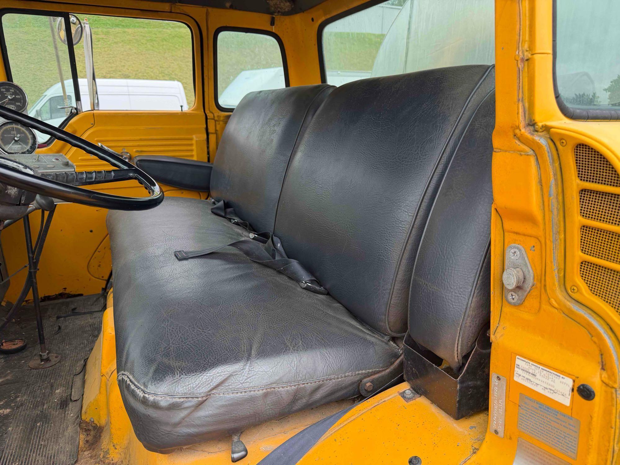 1989 Ford C8000