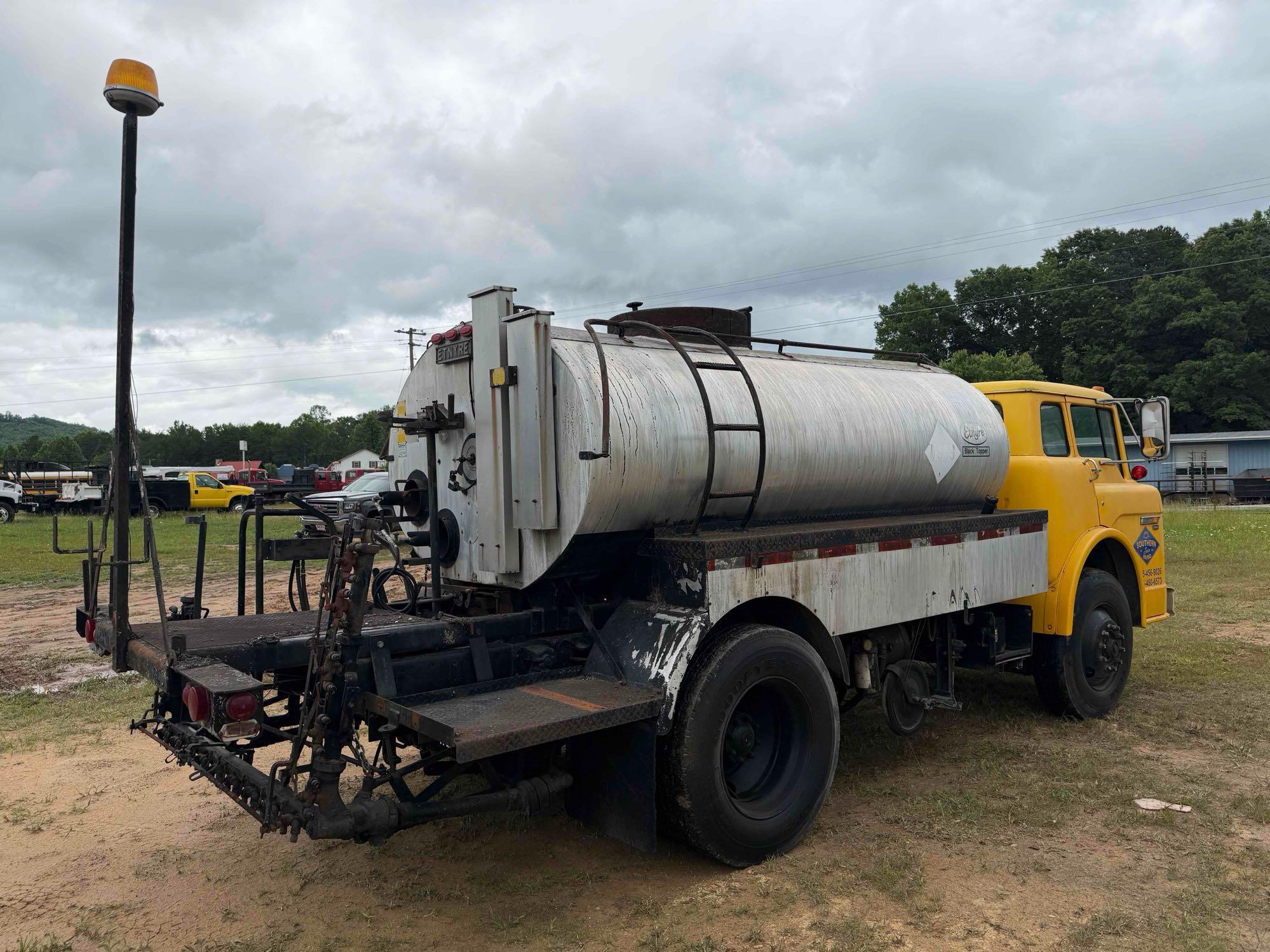 1989 Ford C8000