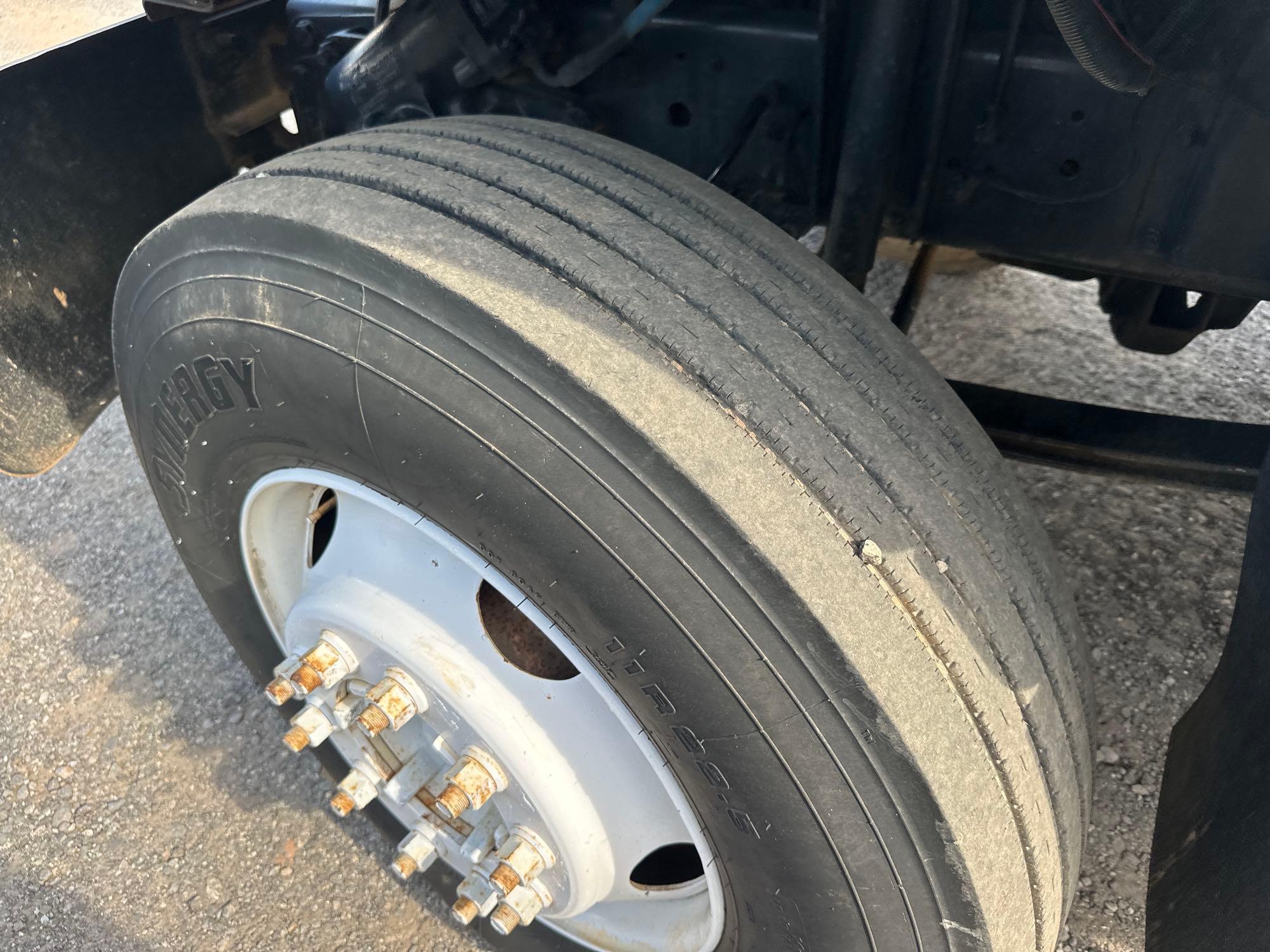 2000 GMC C7500