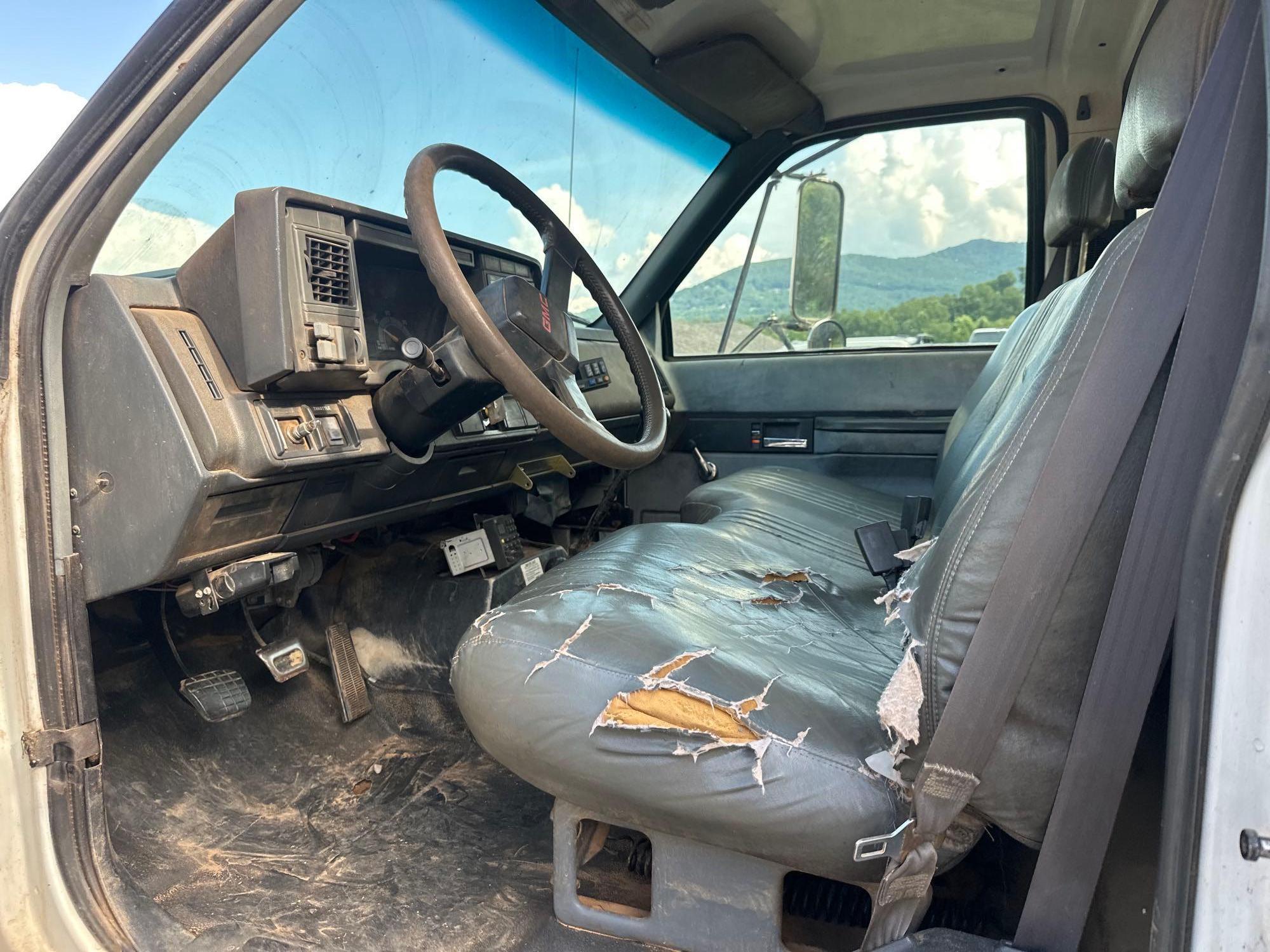 2000 GMC C7500