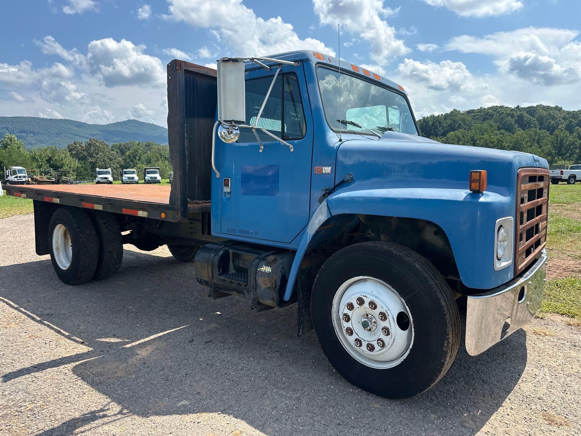1989 International S1700