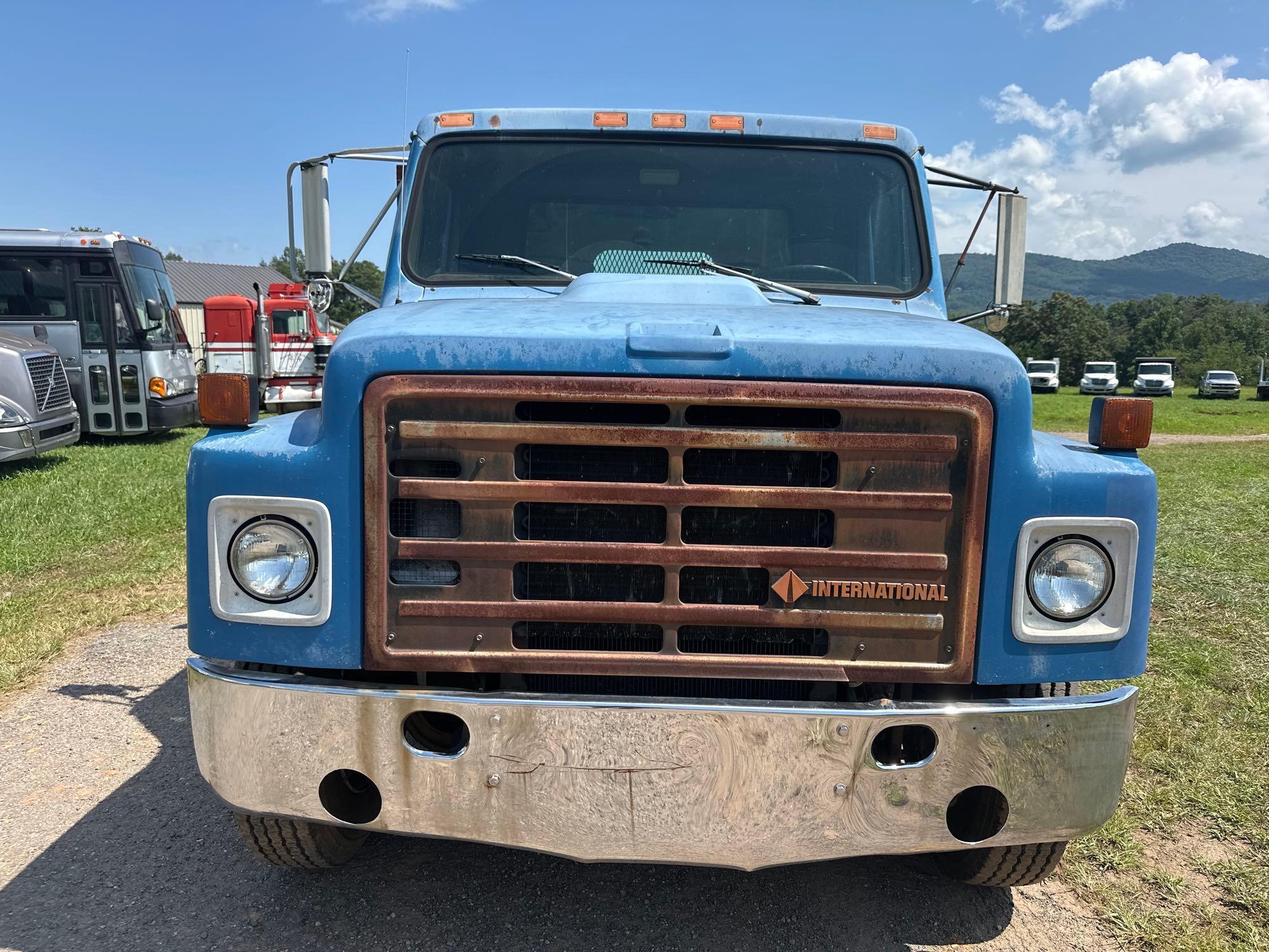 1989 International S1700