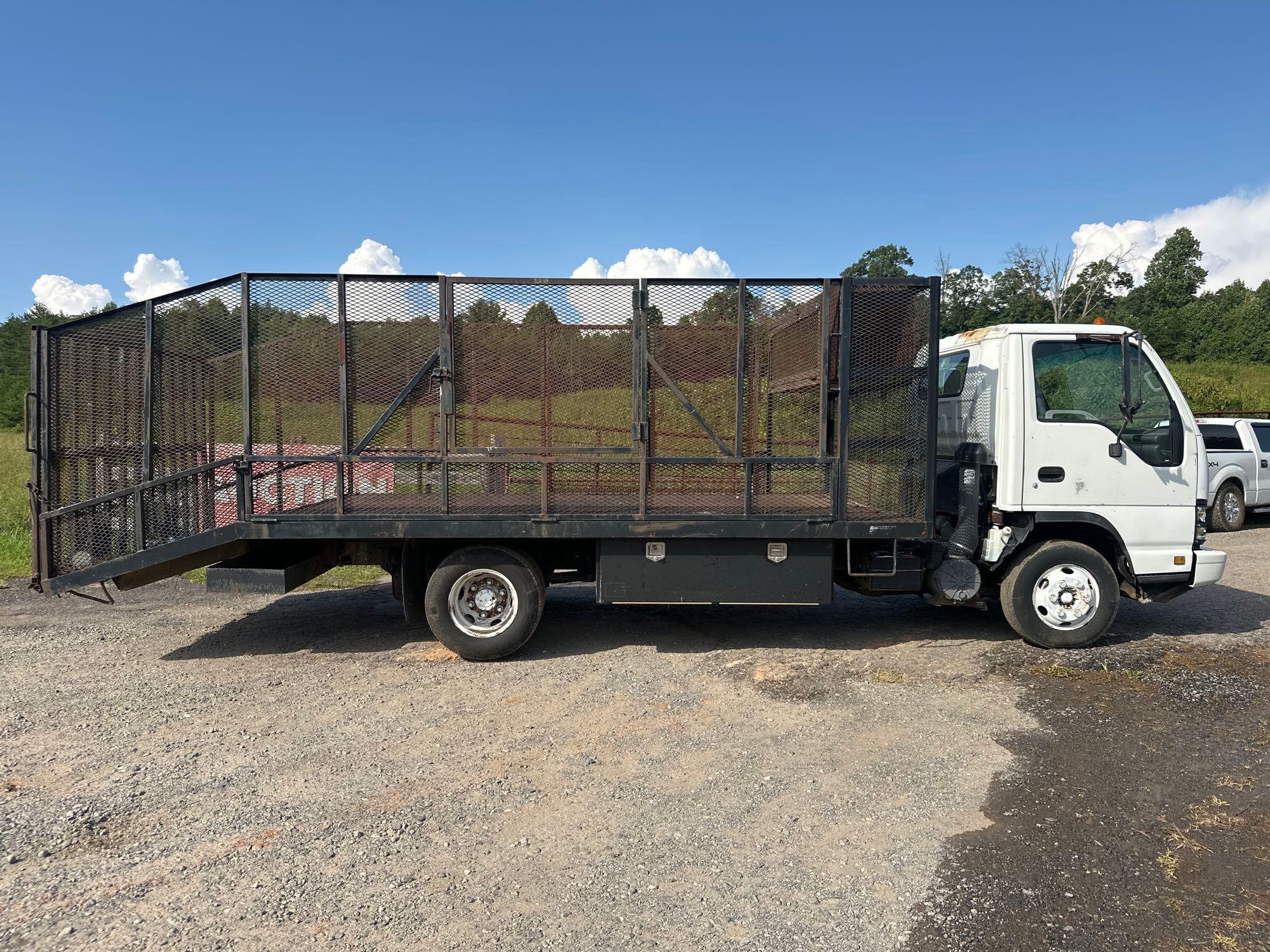 2007 Isuzu NPR-HD