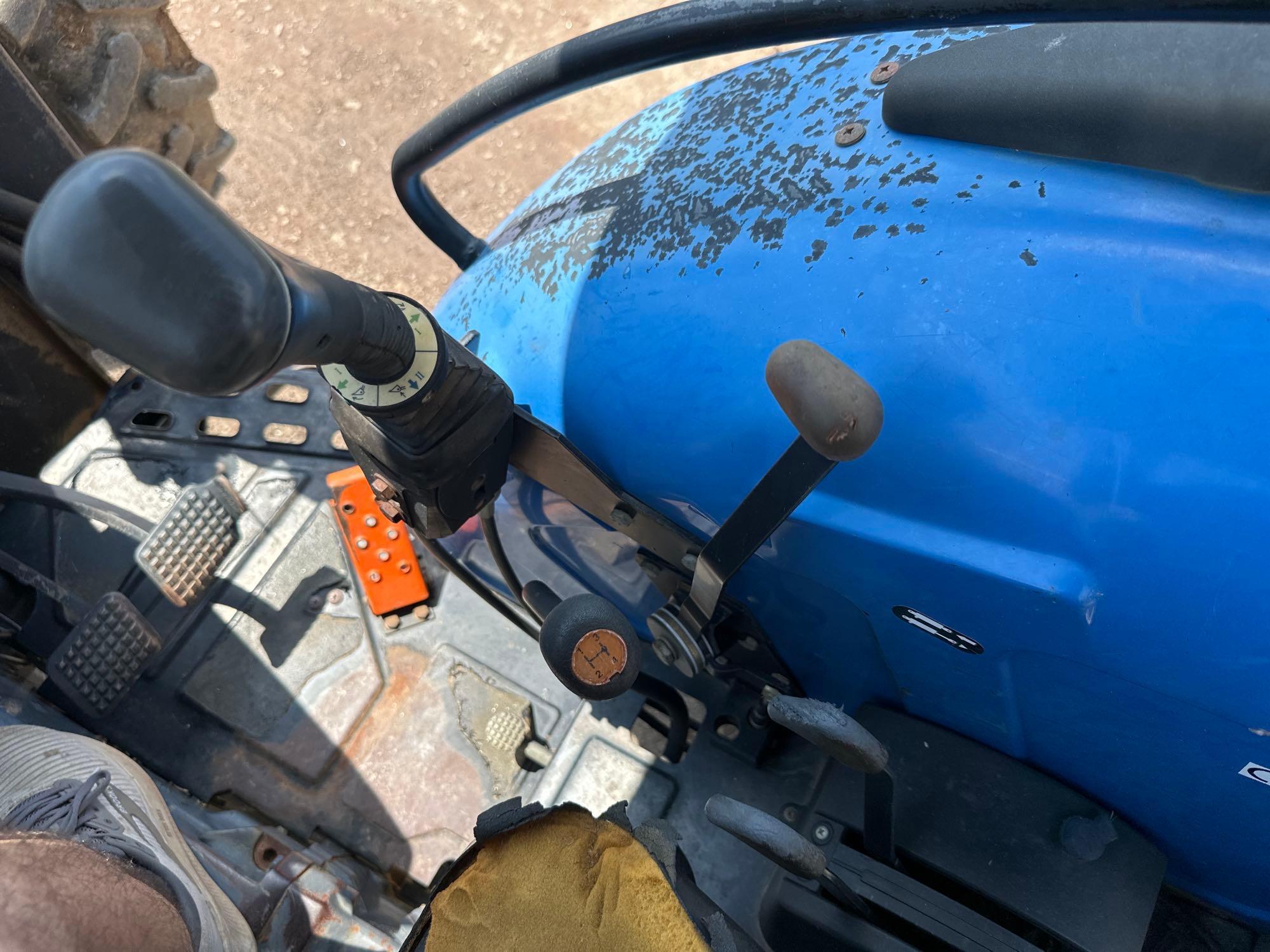 New Holland TN75