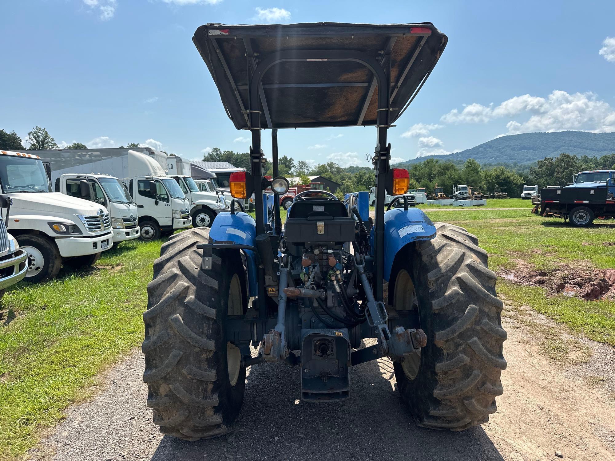 New Holland TN75