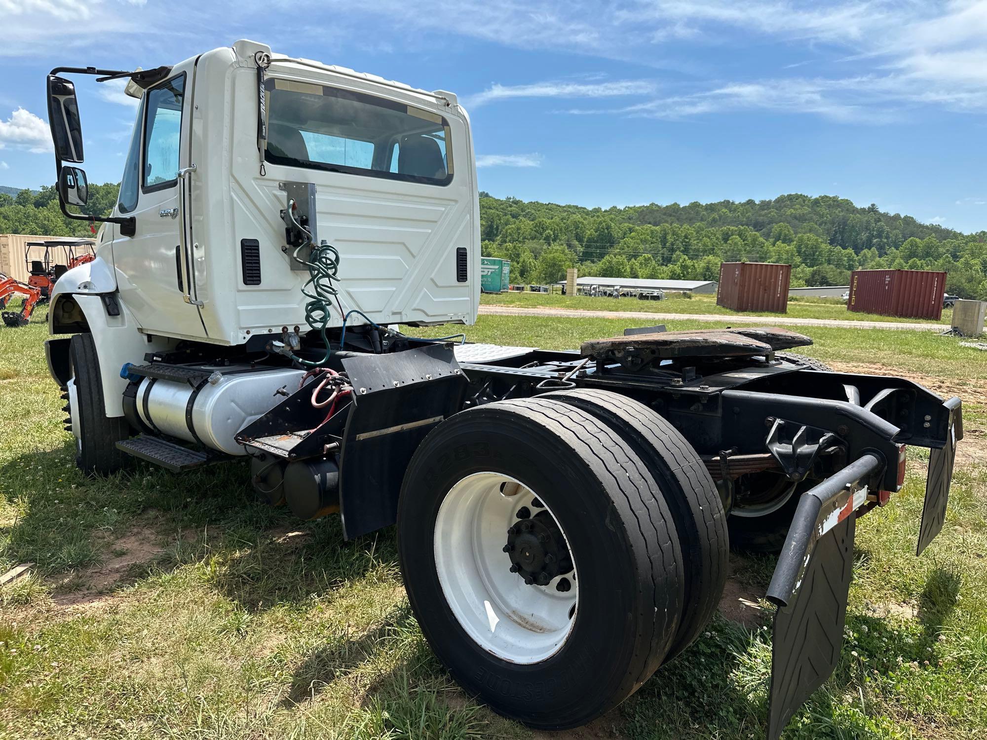 2016 International DuraStar 4400