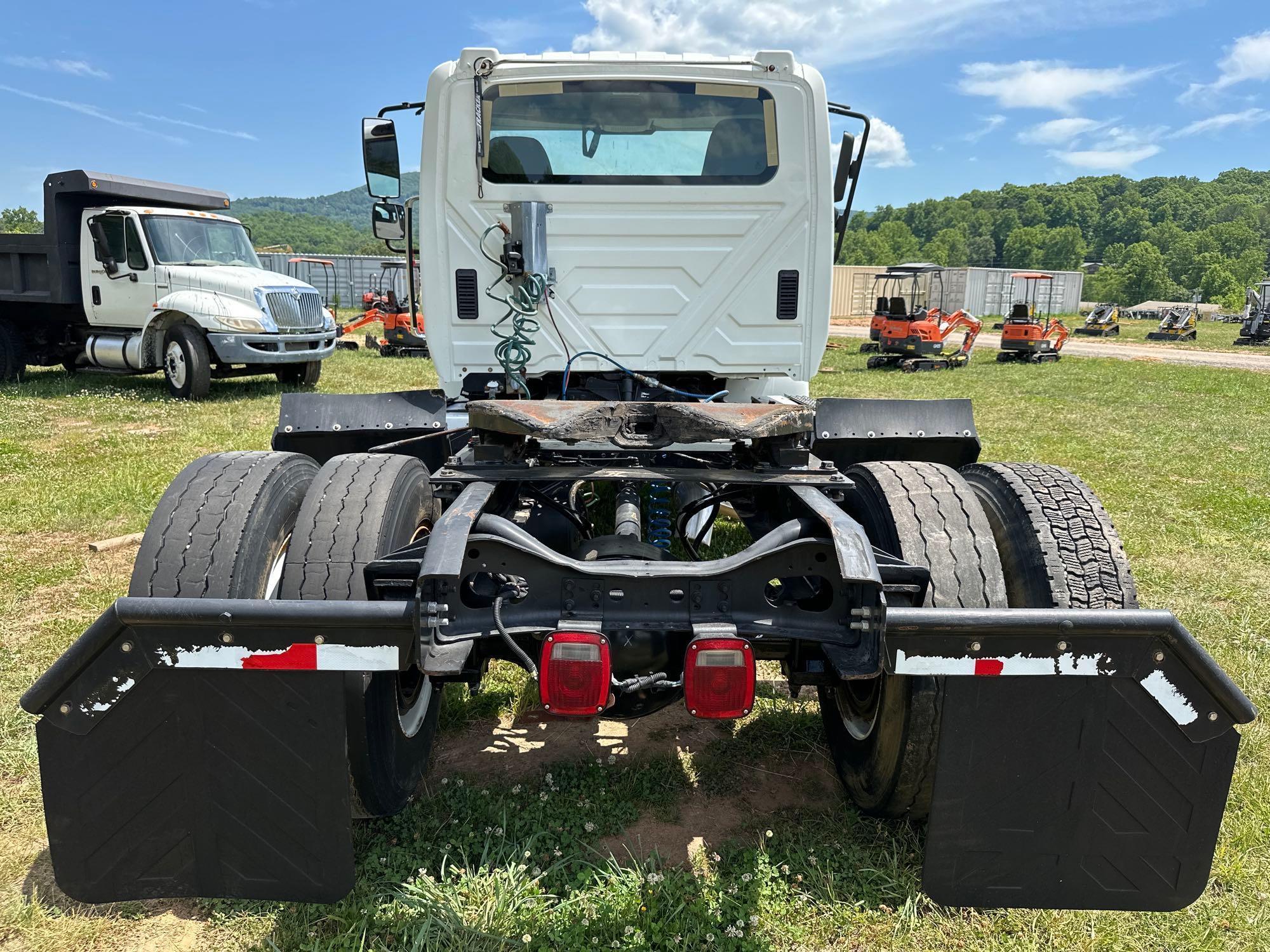 2016 International DuraStar 4400