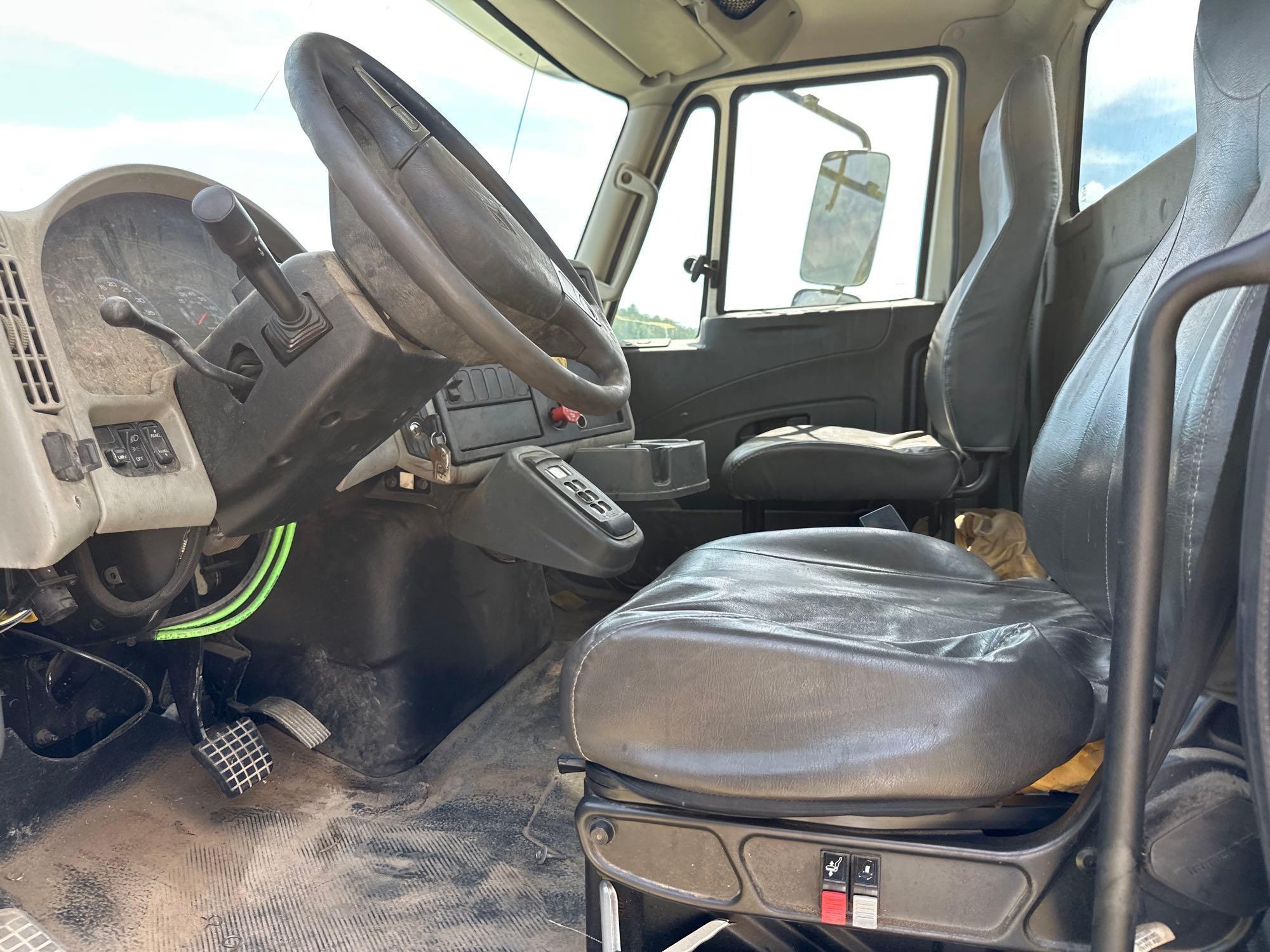 2016 International DuraStar 4400