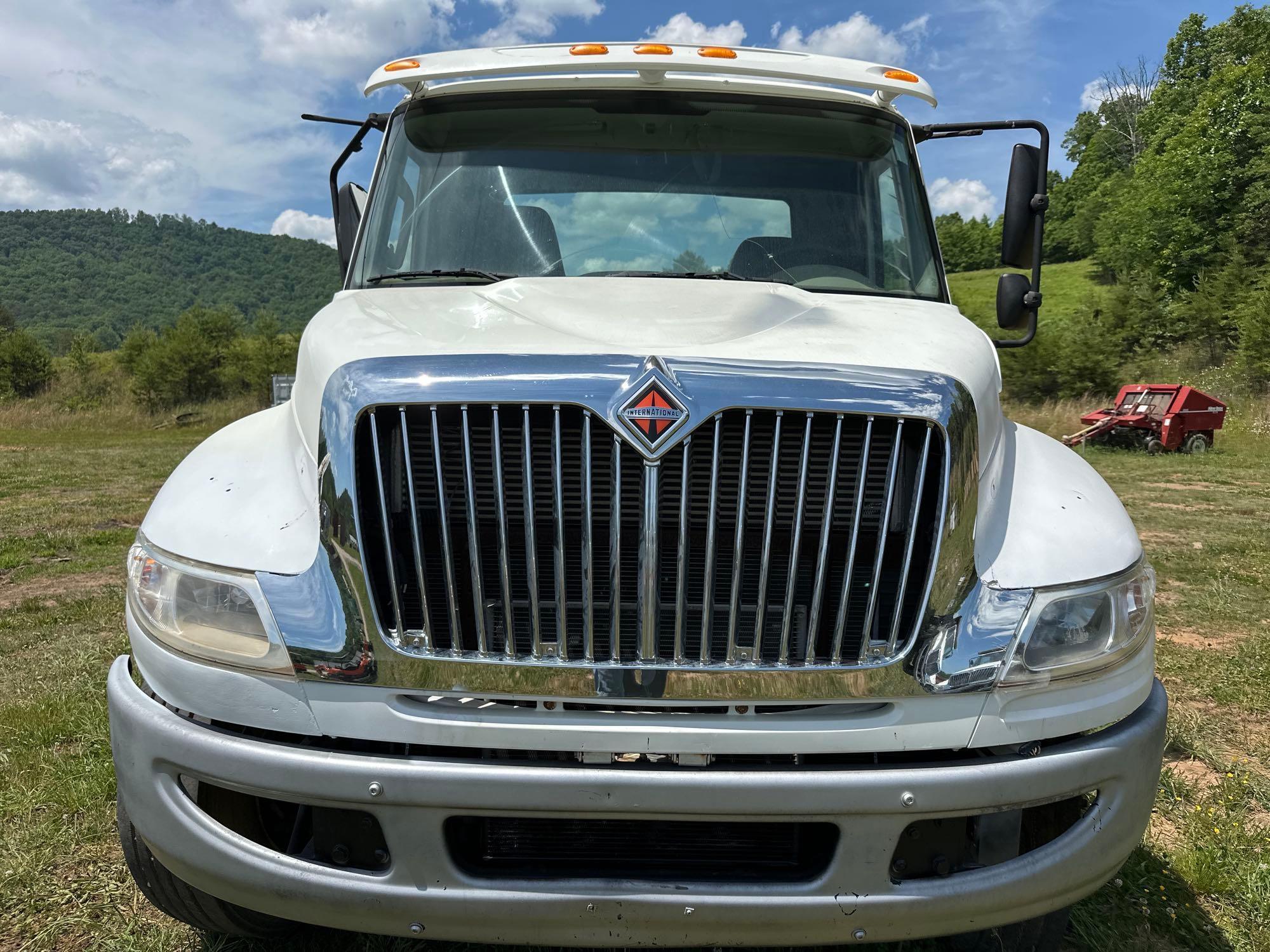 2016 International DuraStar 4400