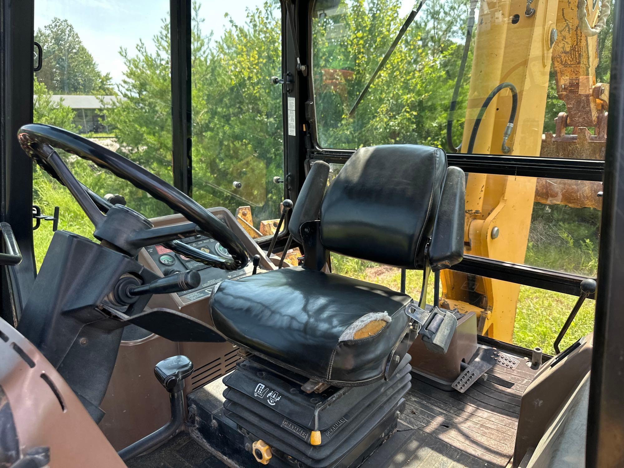 John Deere 310D