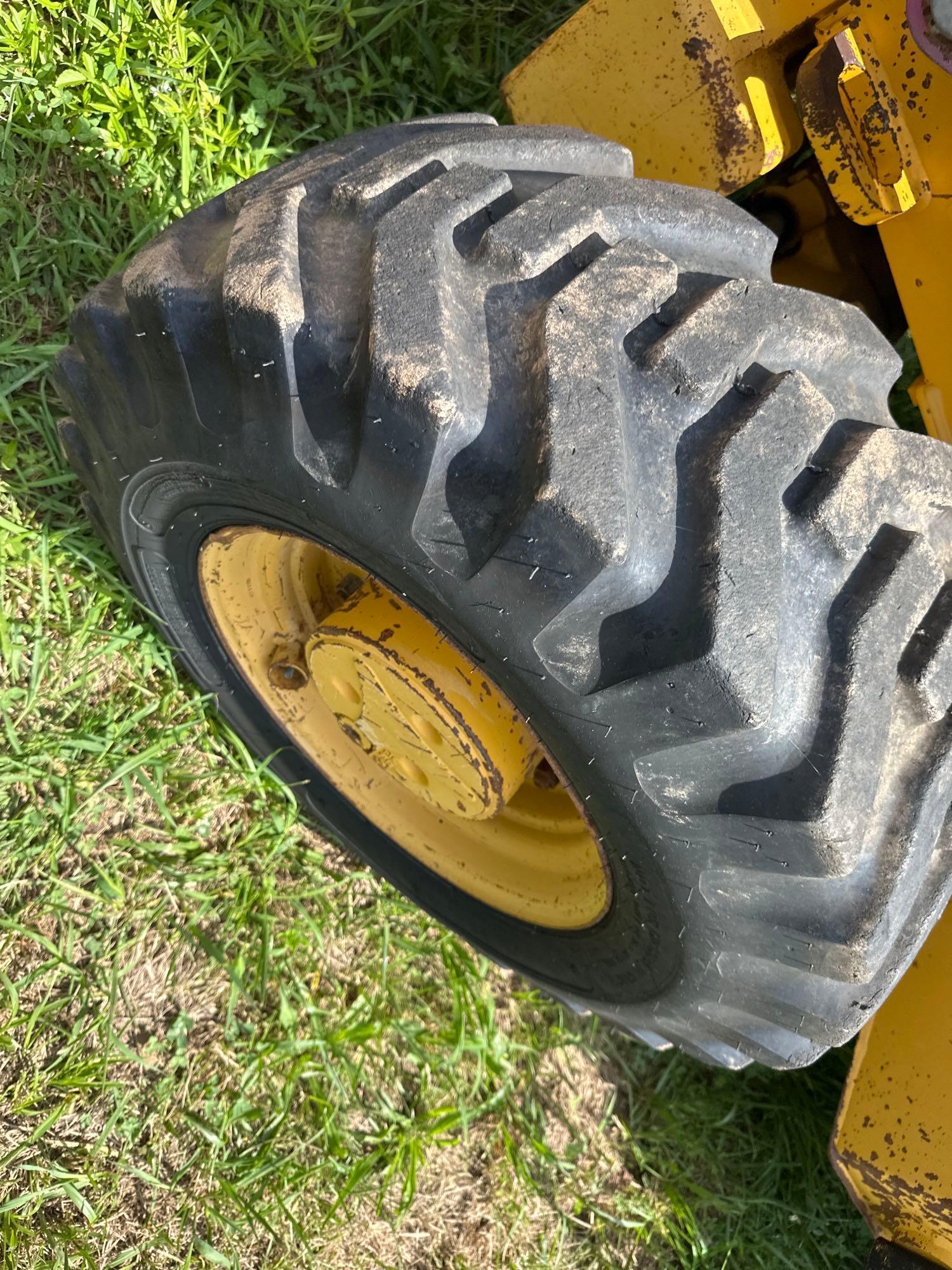 John Deere 310D