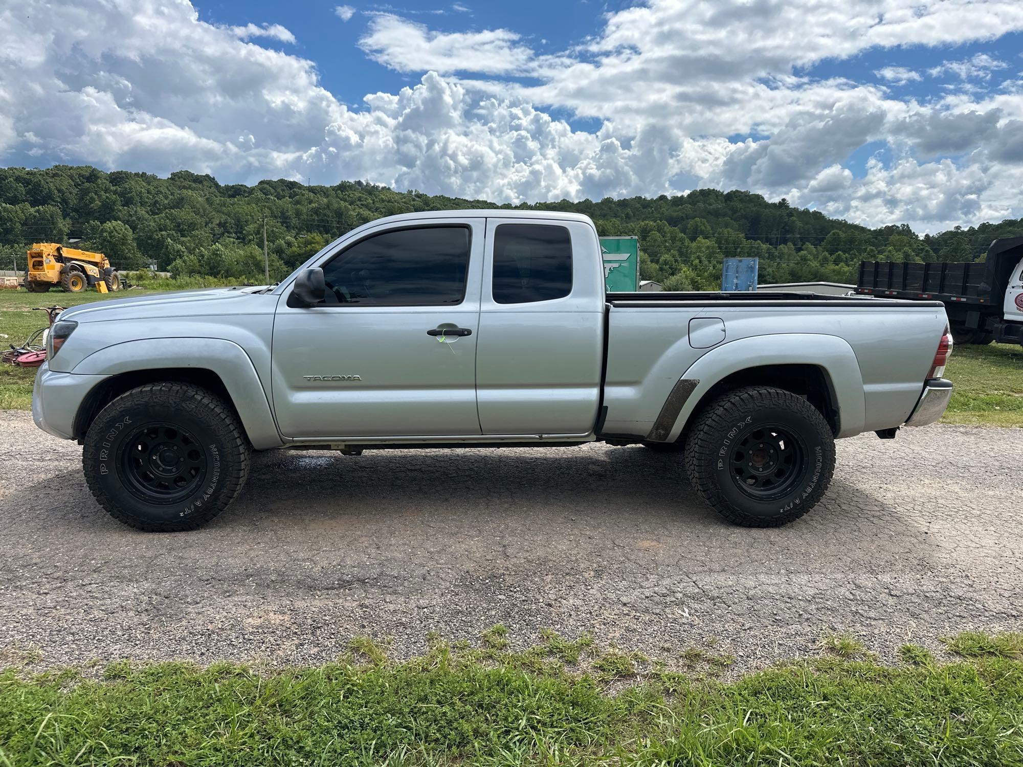 2012 Toyota TACOMA