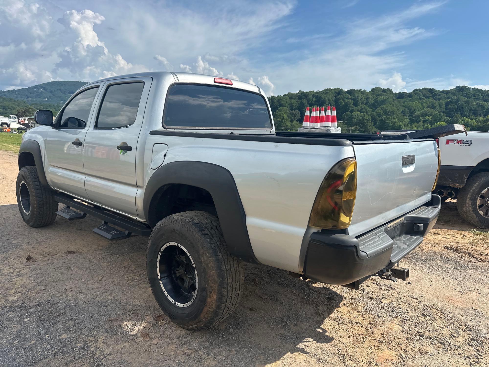 2006 Toyota TACOMA
