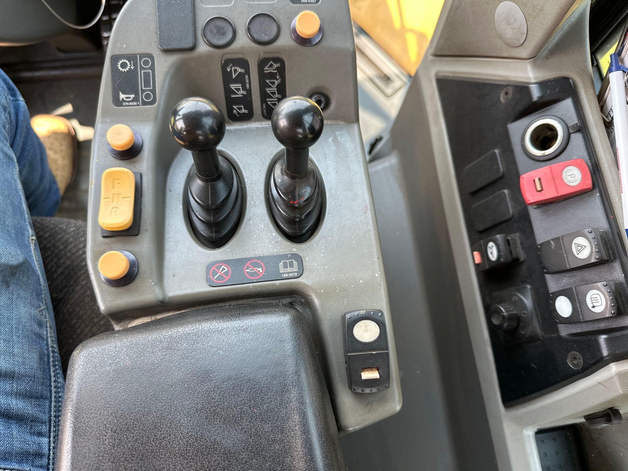 2012 Caterpillar 950M