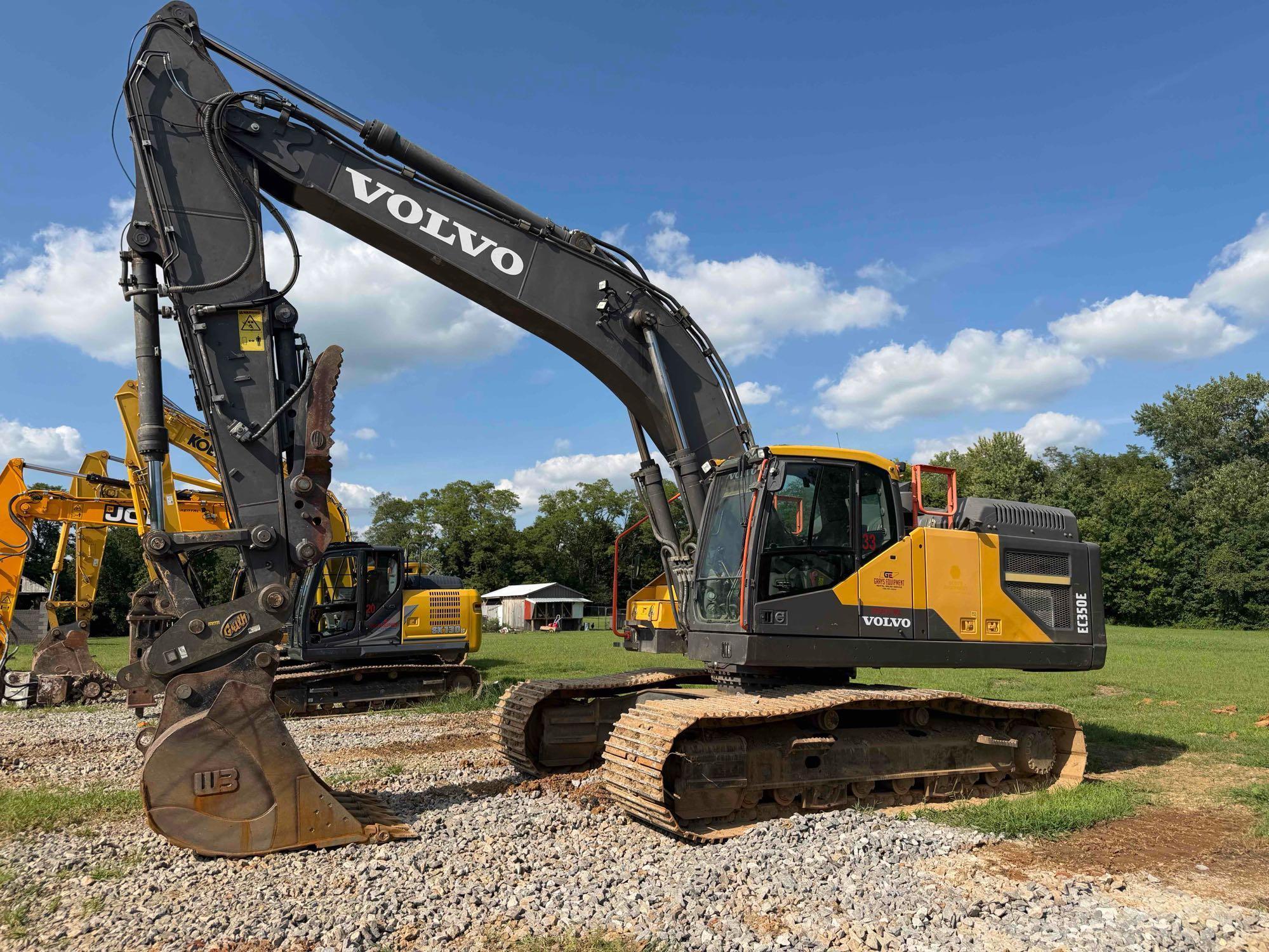 Photo of a 2023 Volvo EC350
