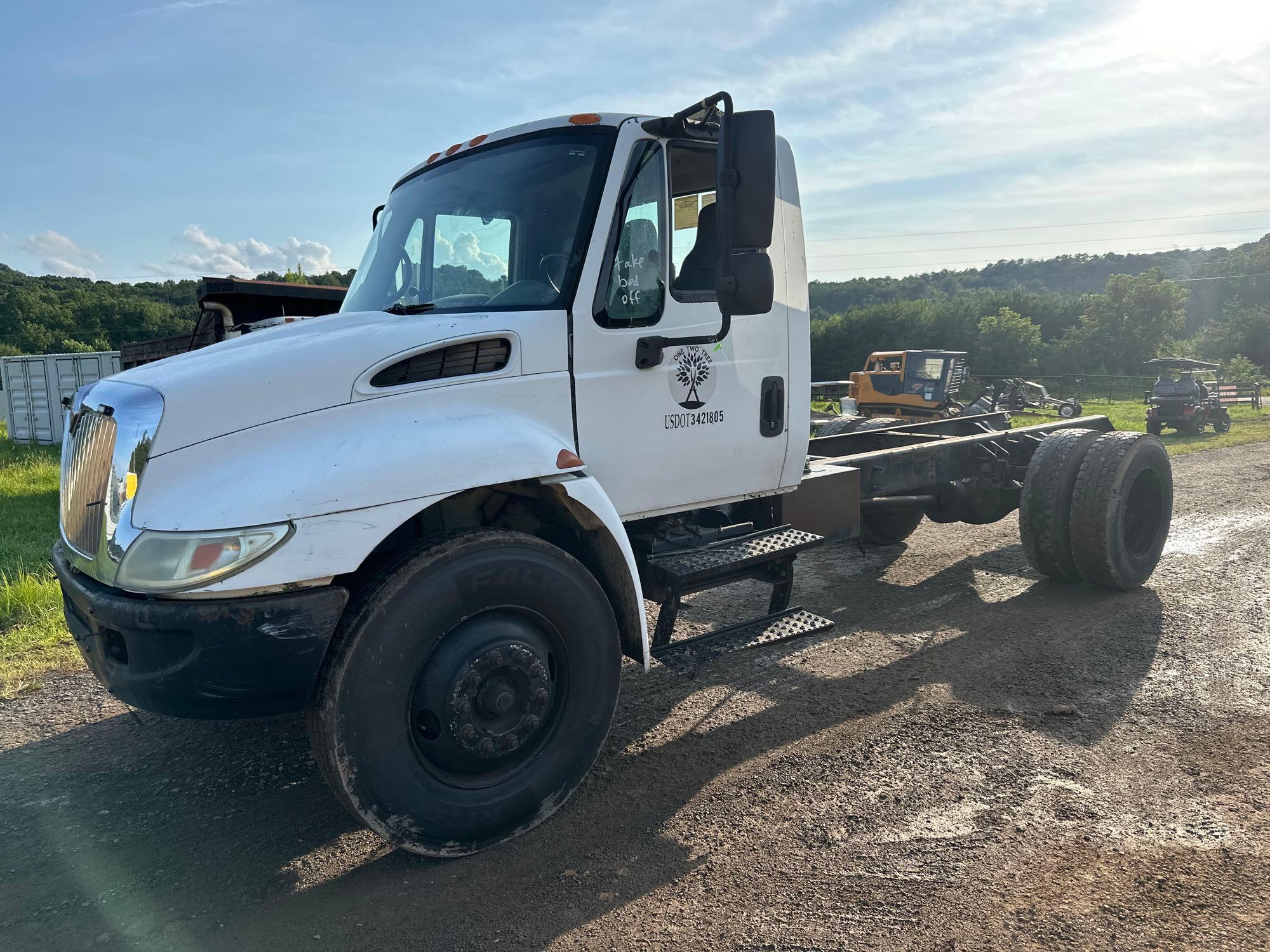 2002 International 4300