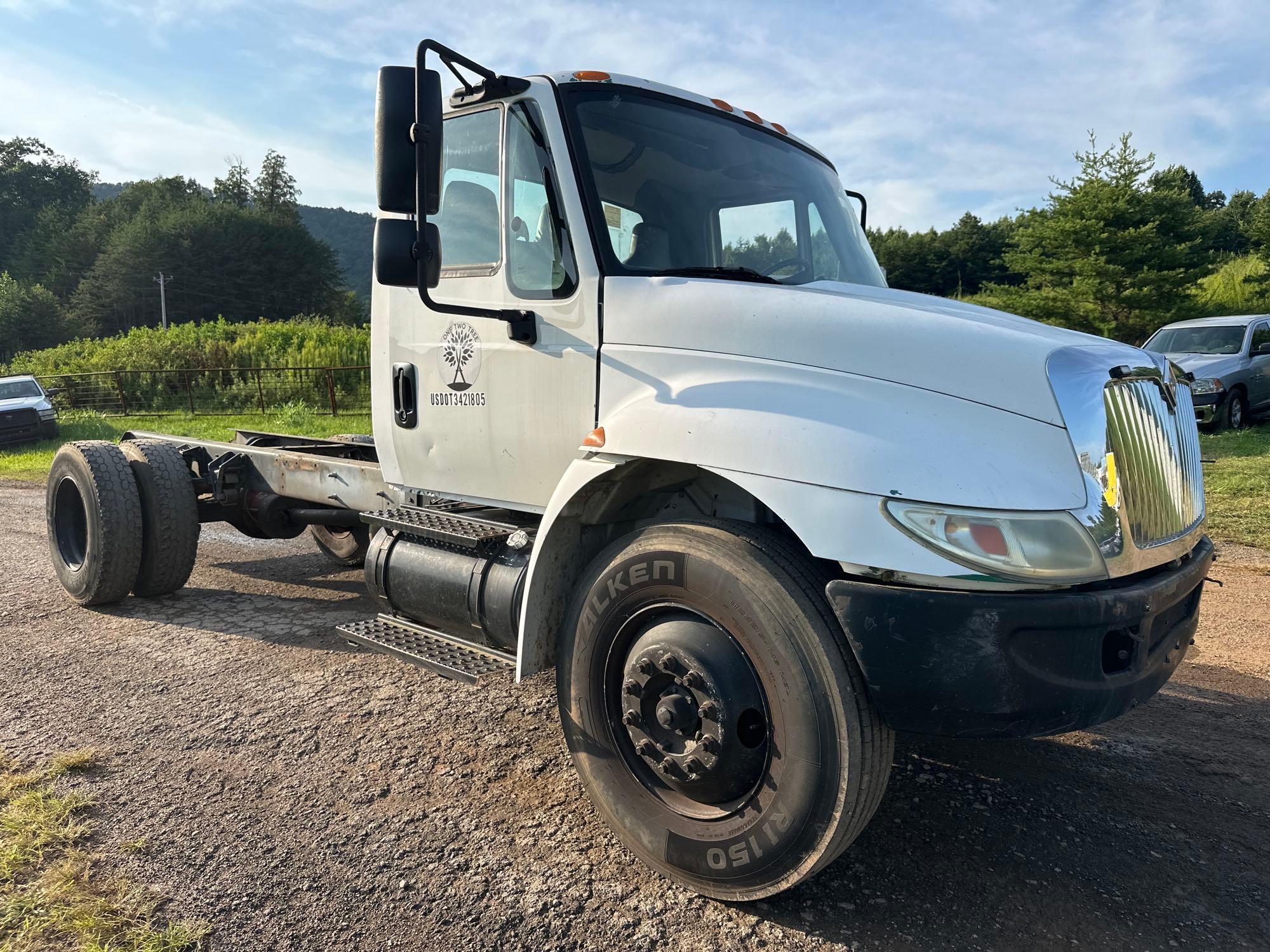 2002 International 4300
