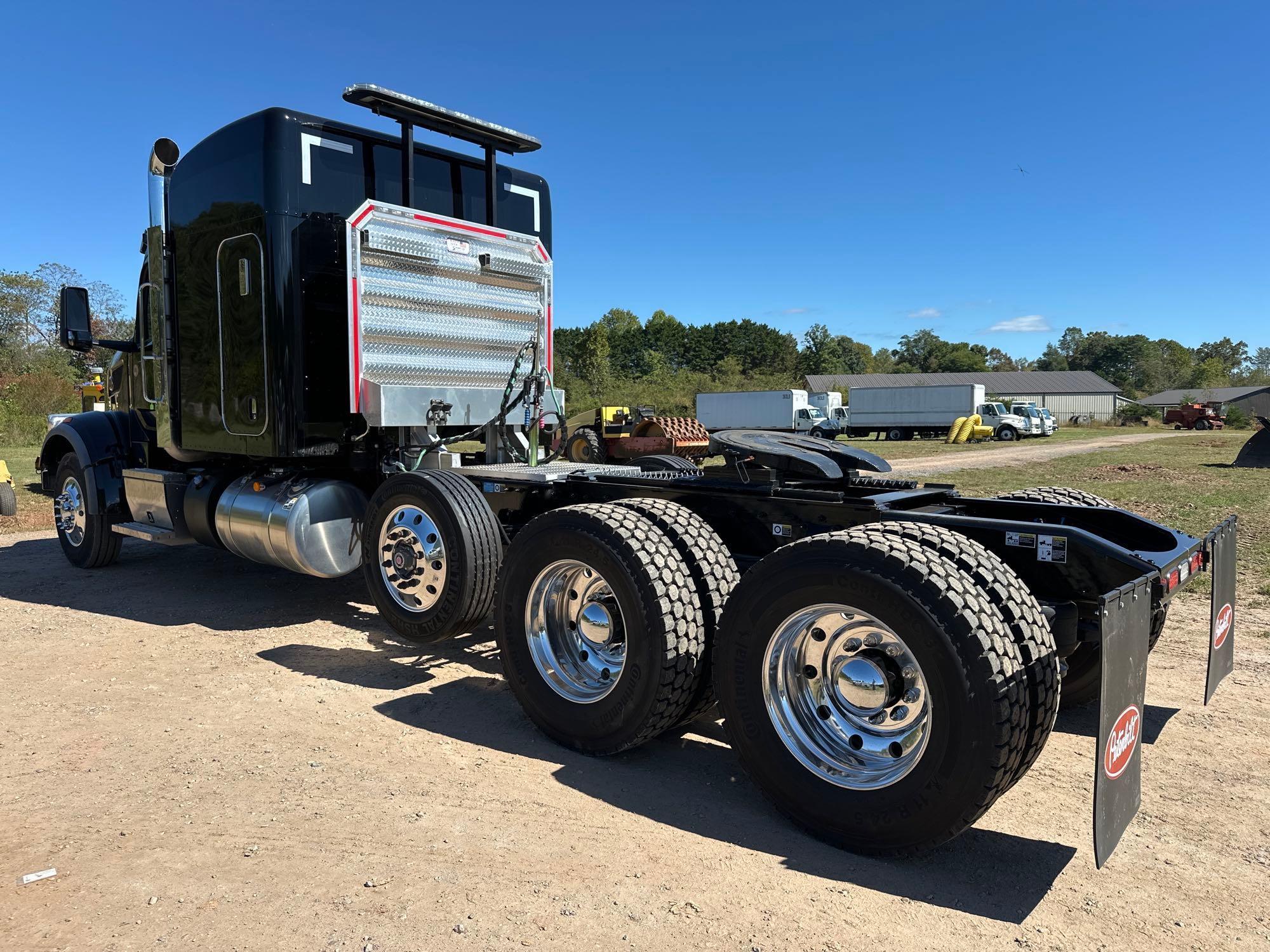 2025 Peterbilt 567