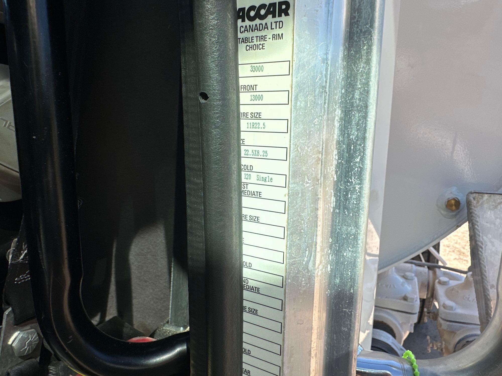 2017 Peterbilt 337