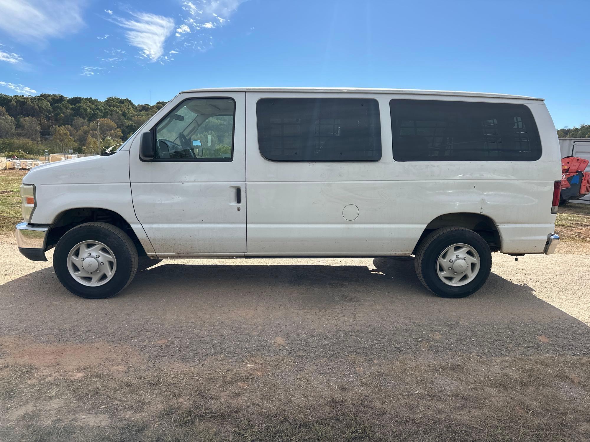 2008 Ford Econoline Van