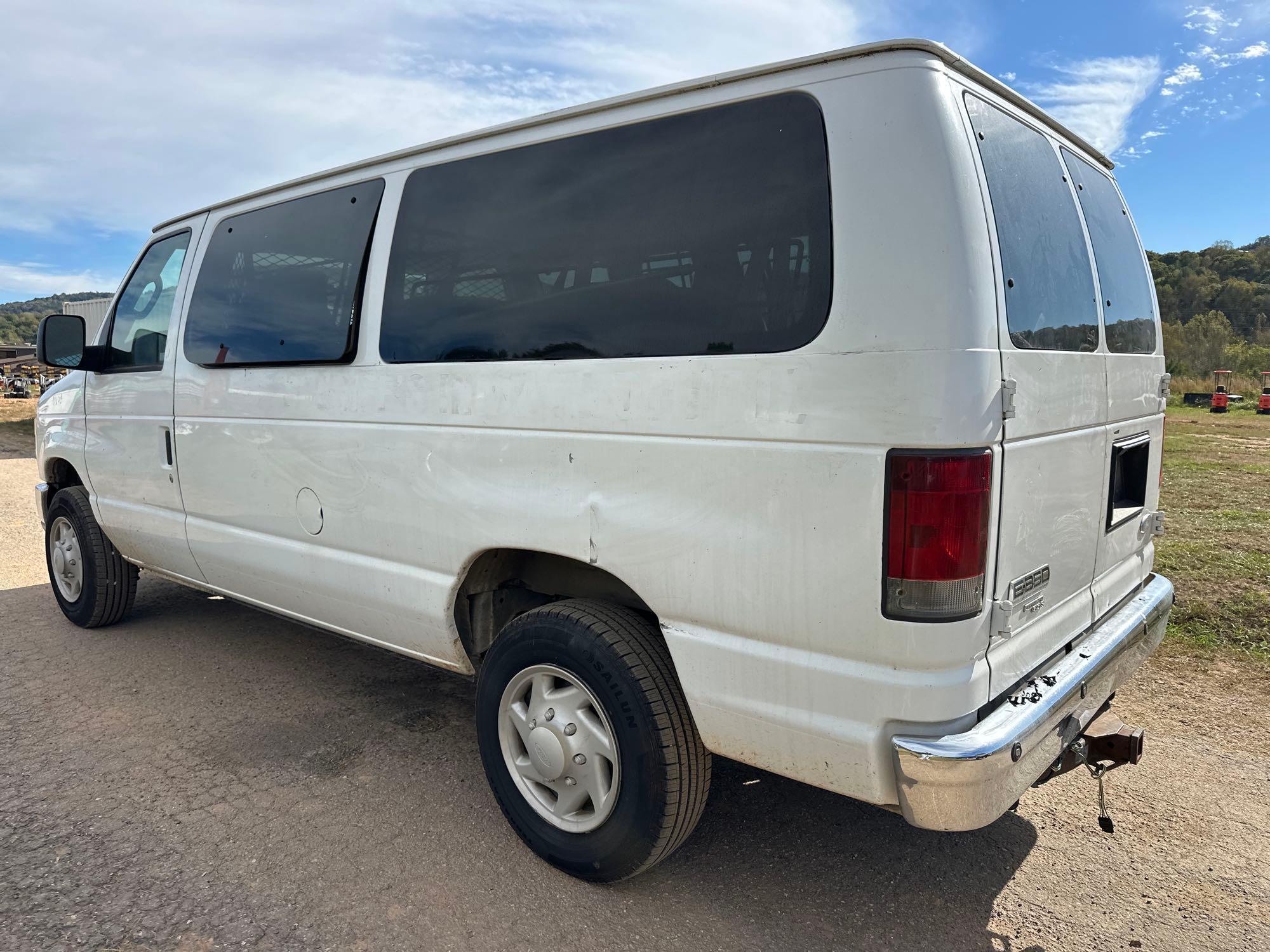 2008 Ford Econoline Van