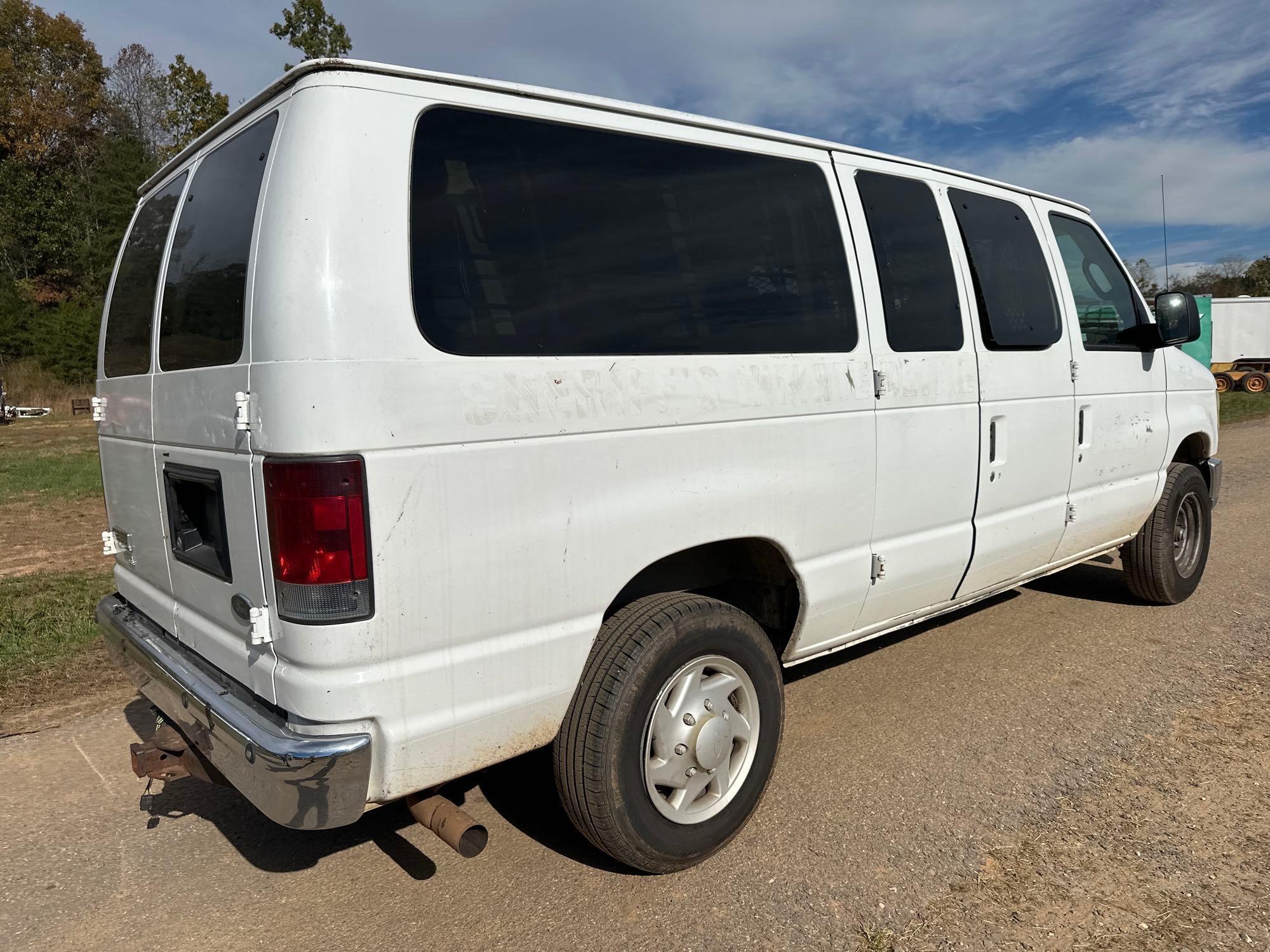 2008 Ford Econoline Van