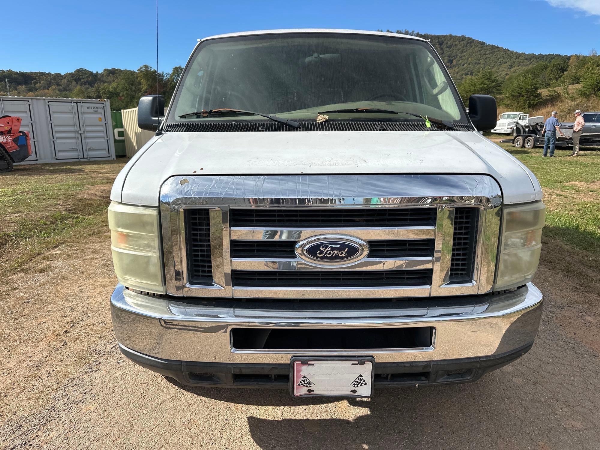 2008 Ford Econoline Van