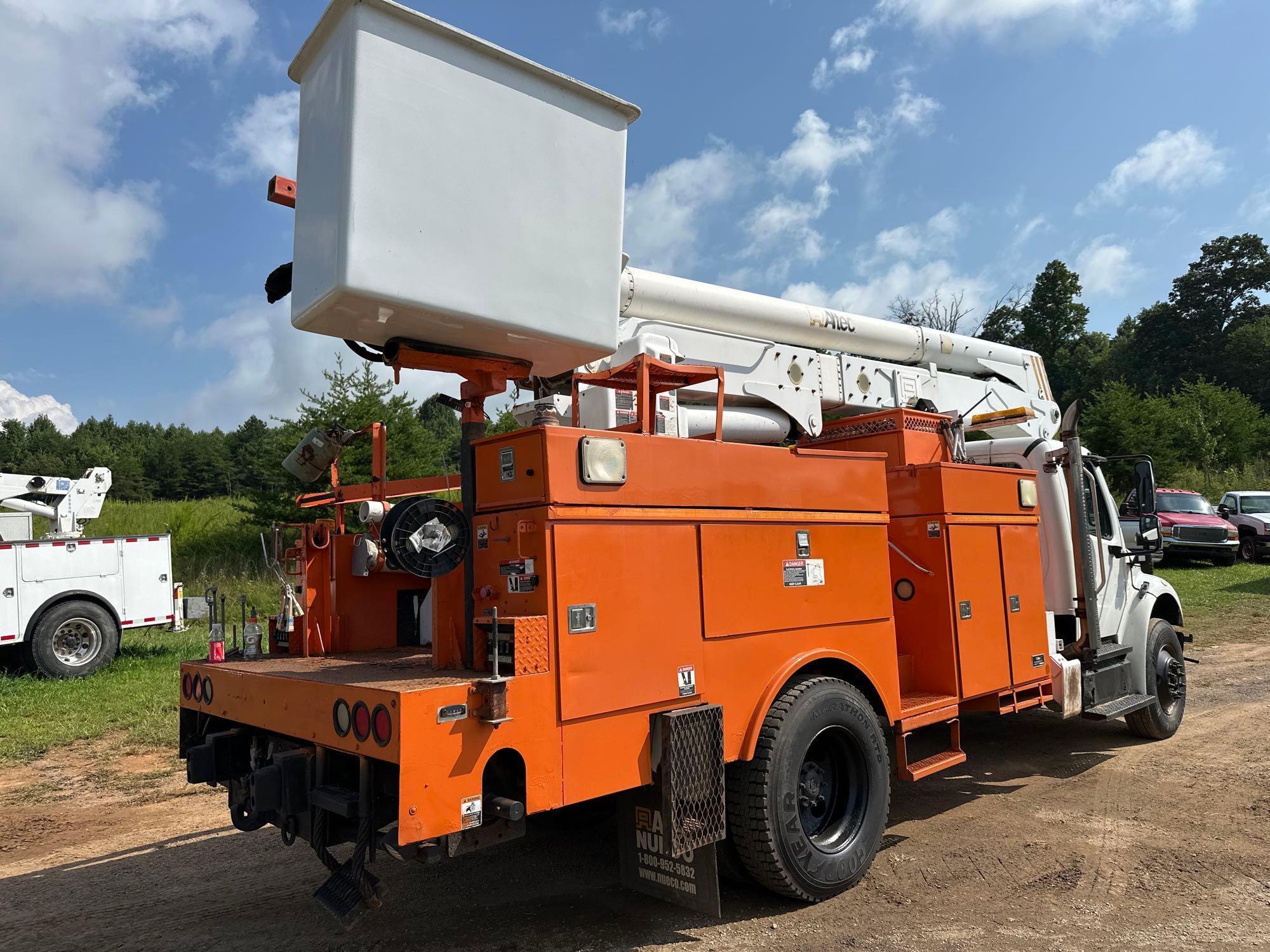 2011 Freightliner M2 106