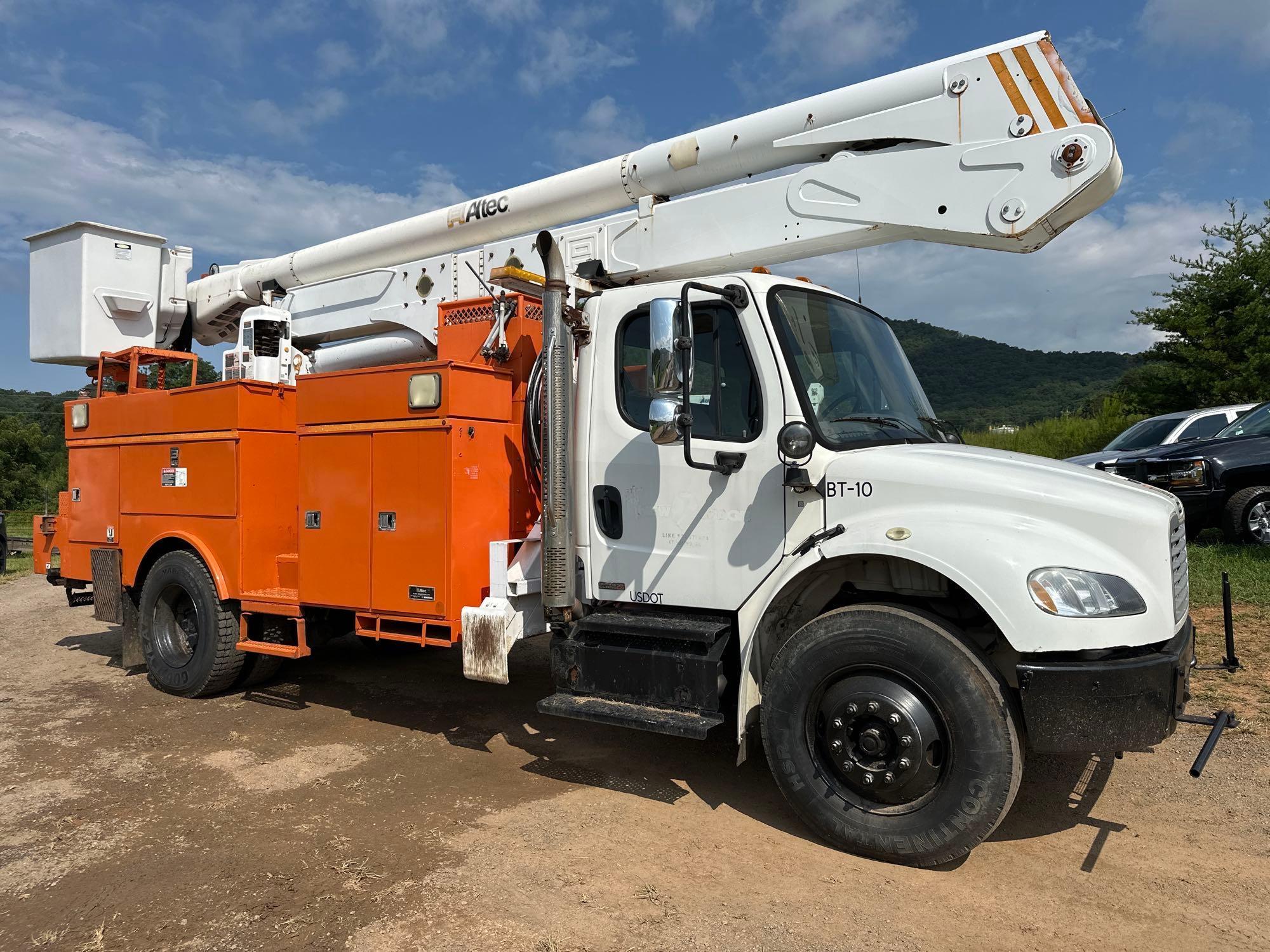 2011 Freightliner M2 106