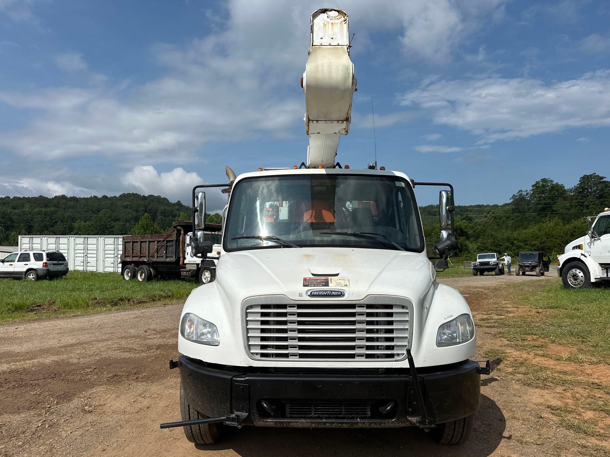2011 Freightliner M2 106