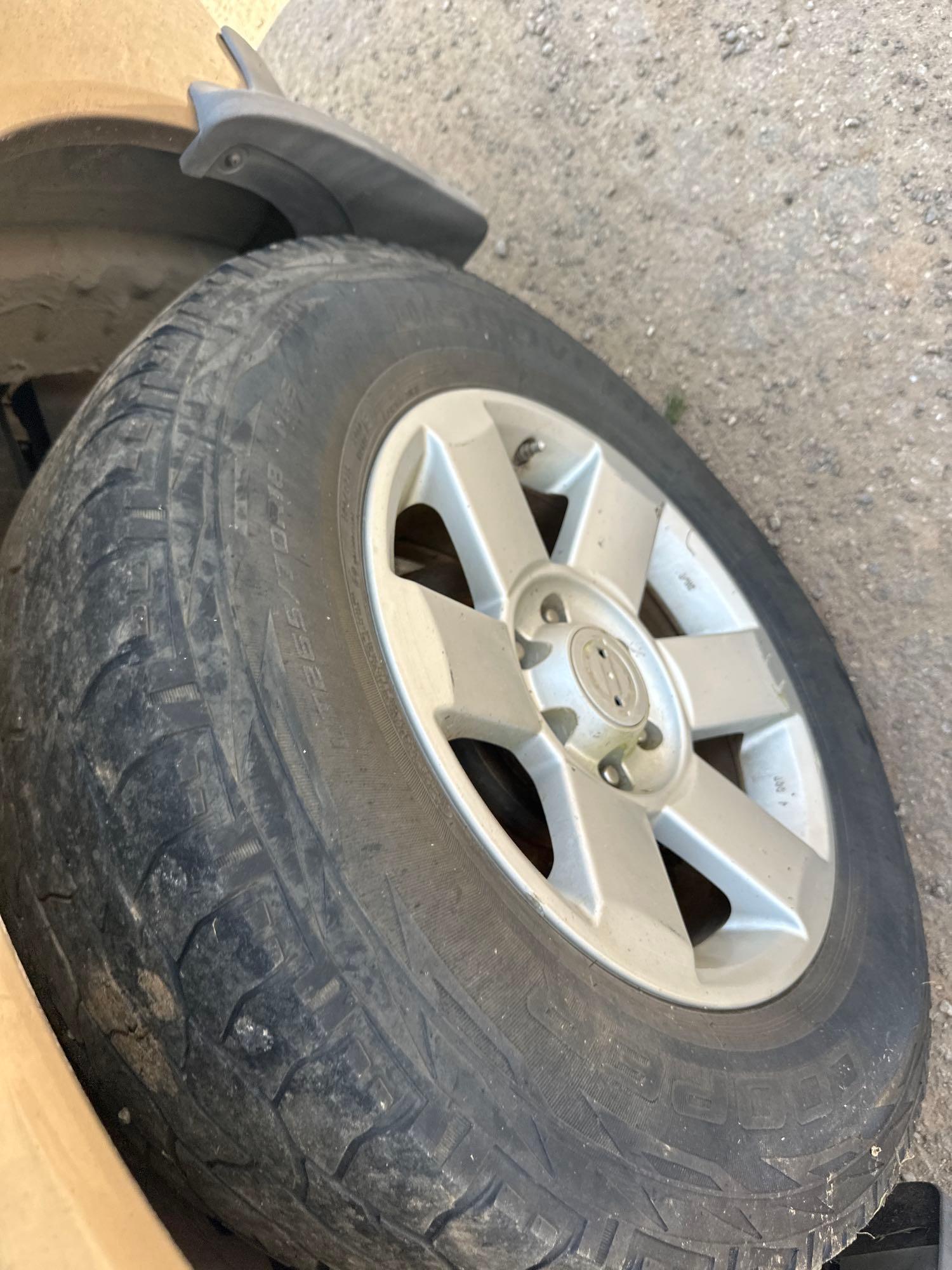 2004 Nissan ARMADA