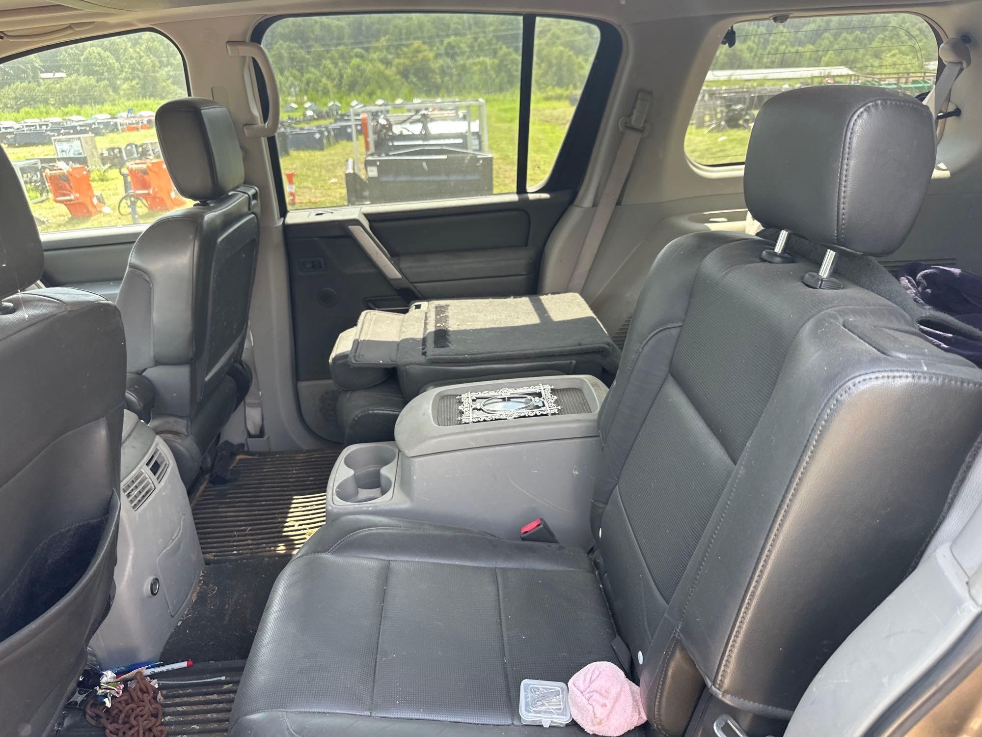 2004 Nissan ARMADA