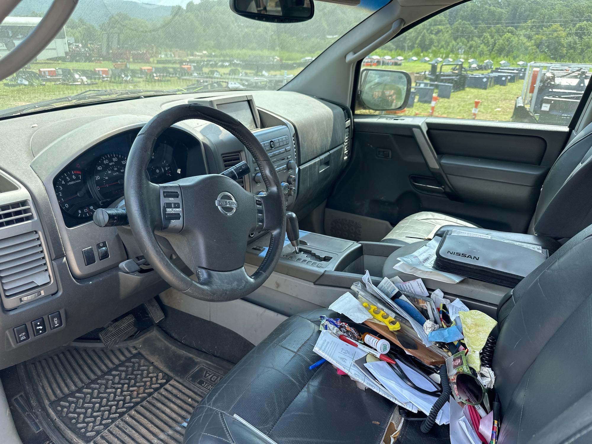 2004 Nissan ARMADA