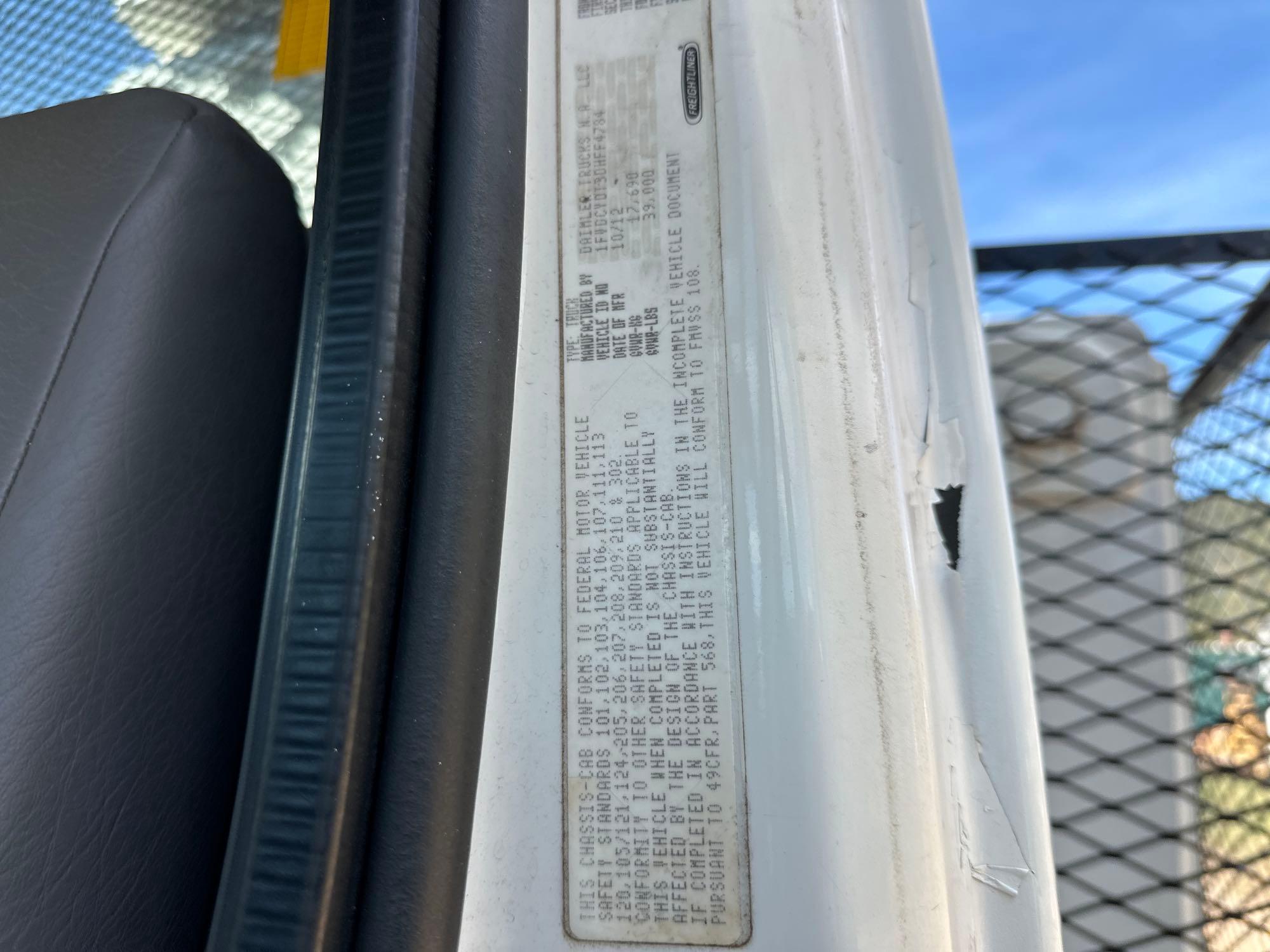 2013 Freightliner M2 106
