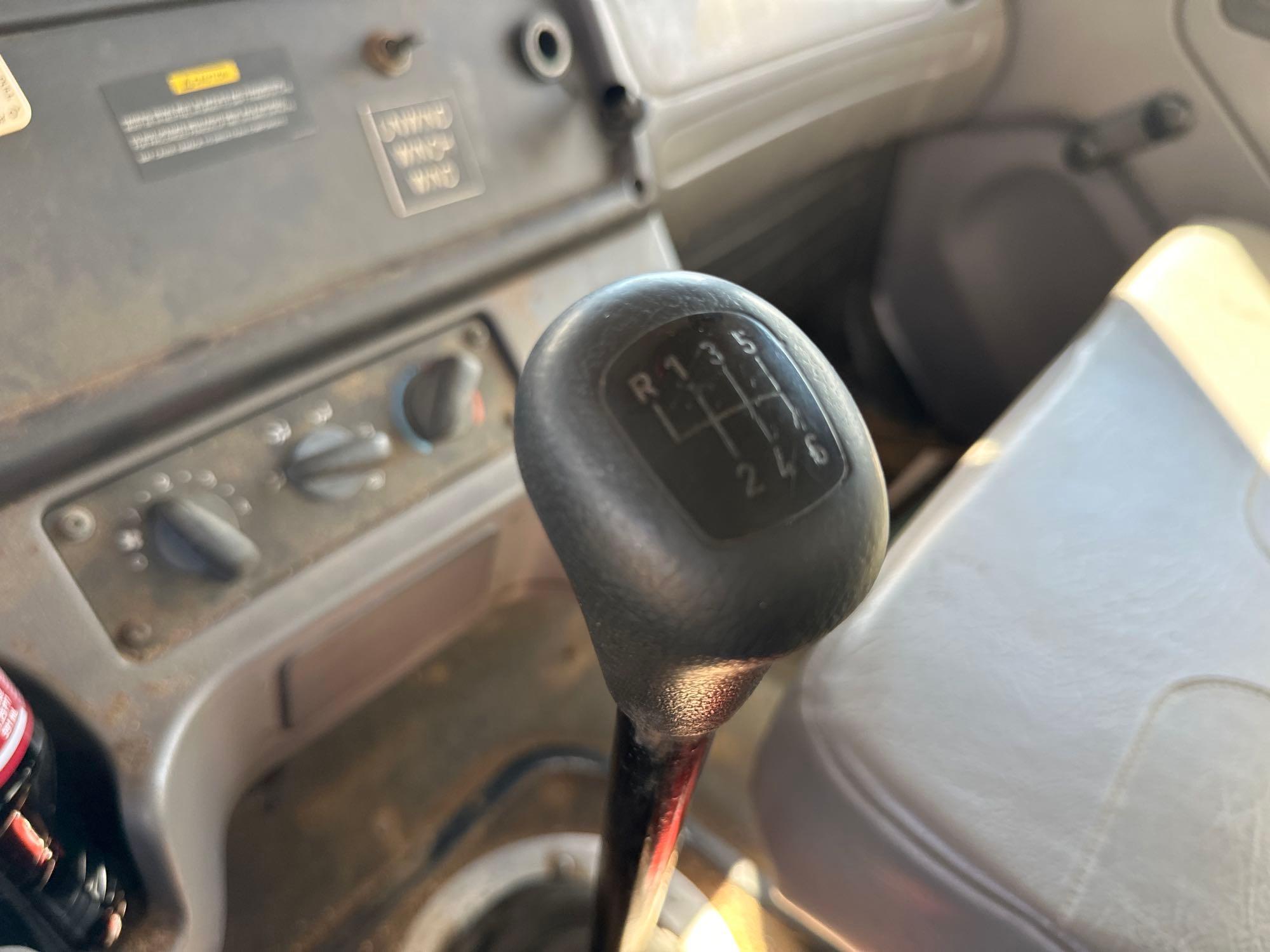 2013 Freightliner M2 106