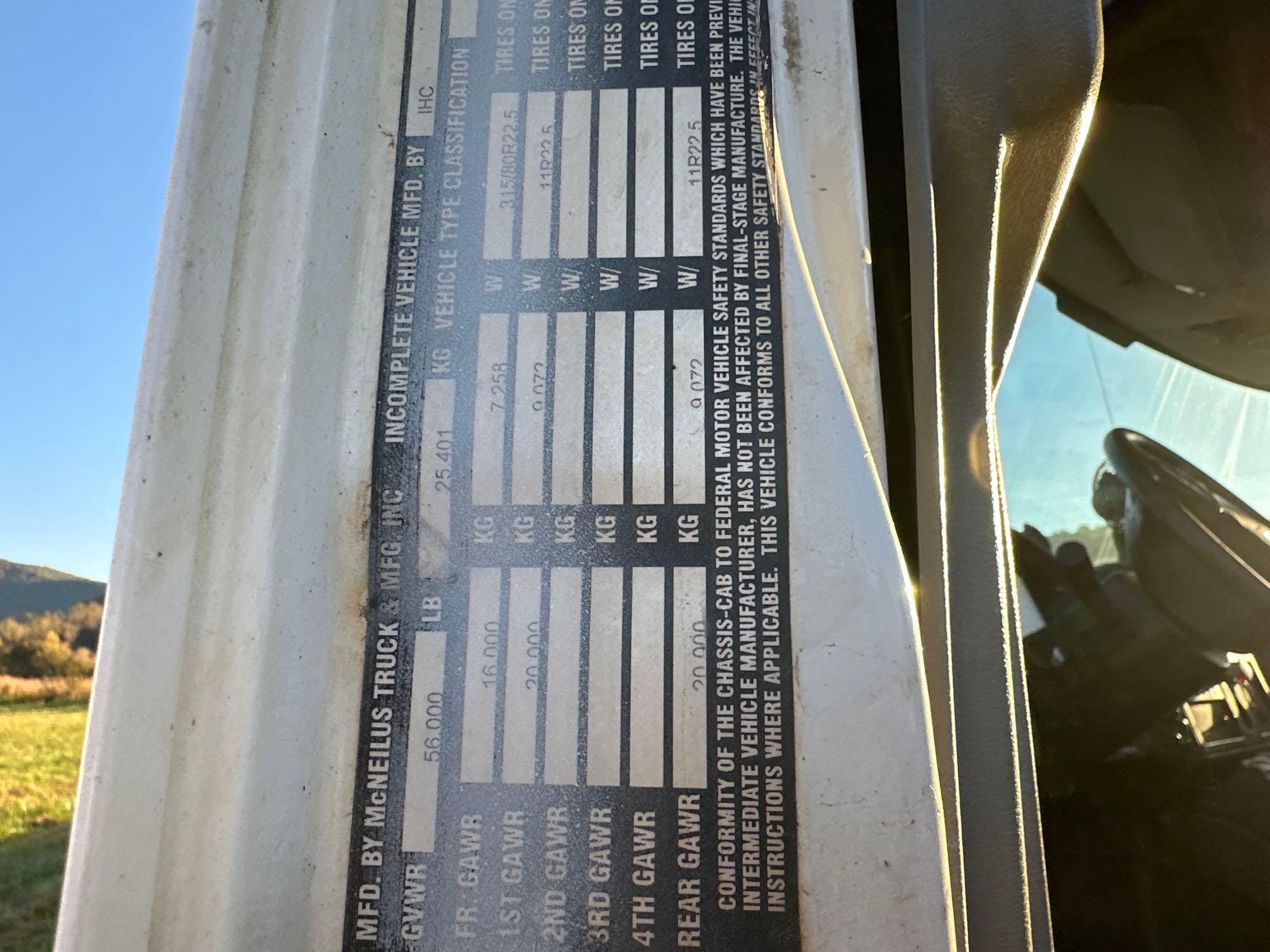 2003 International 7400