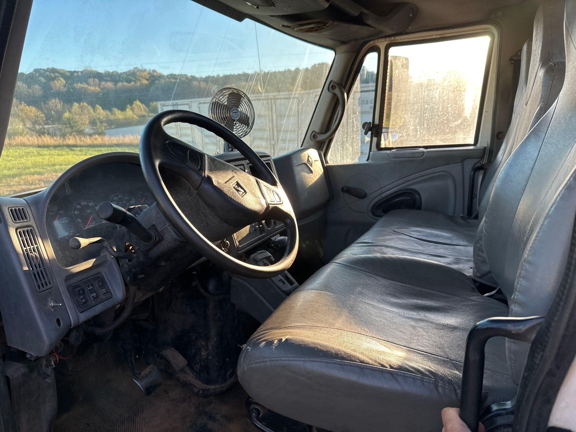2003 International 7400