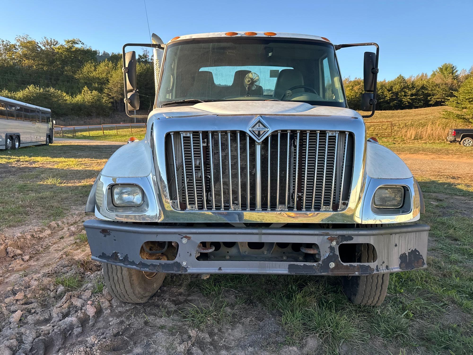2003 International 7400
