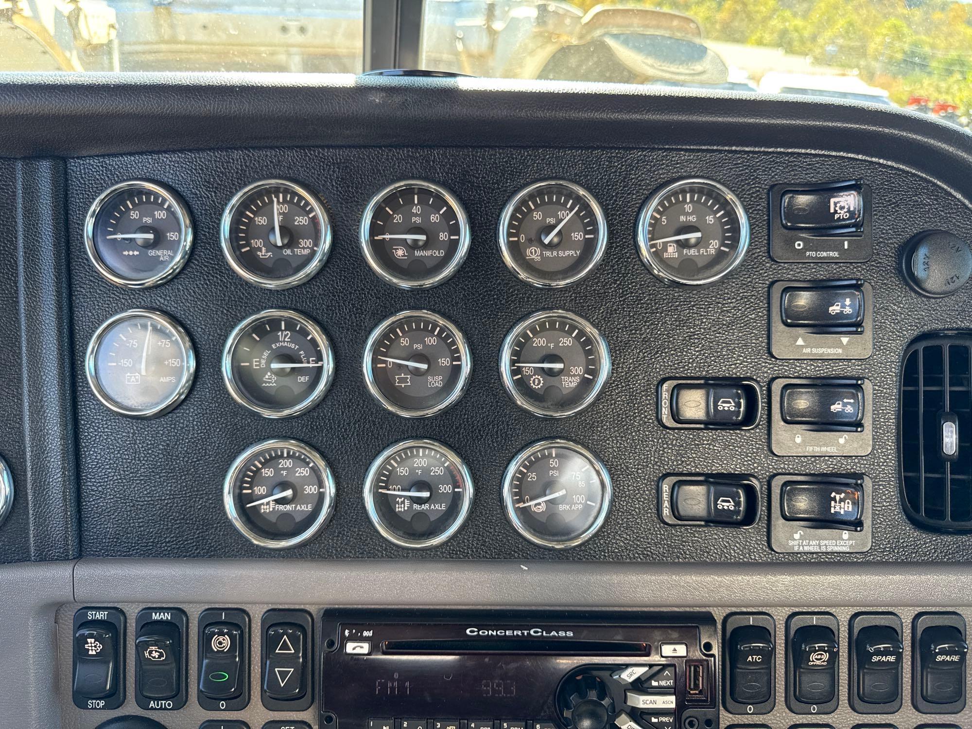 2019 Peterbilt 389