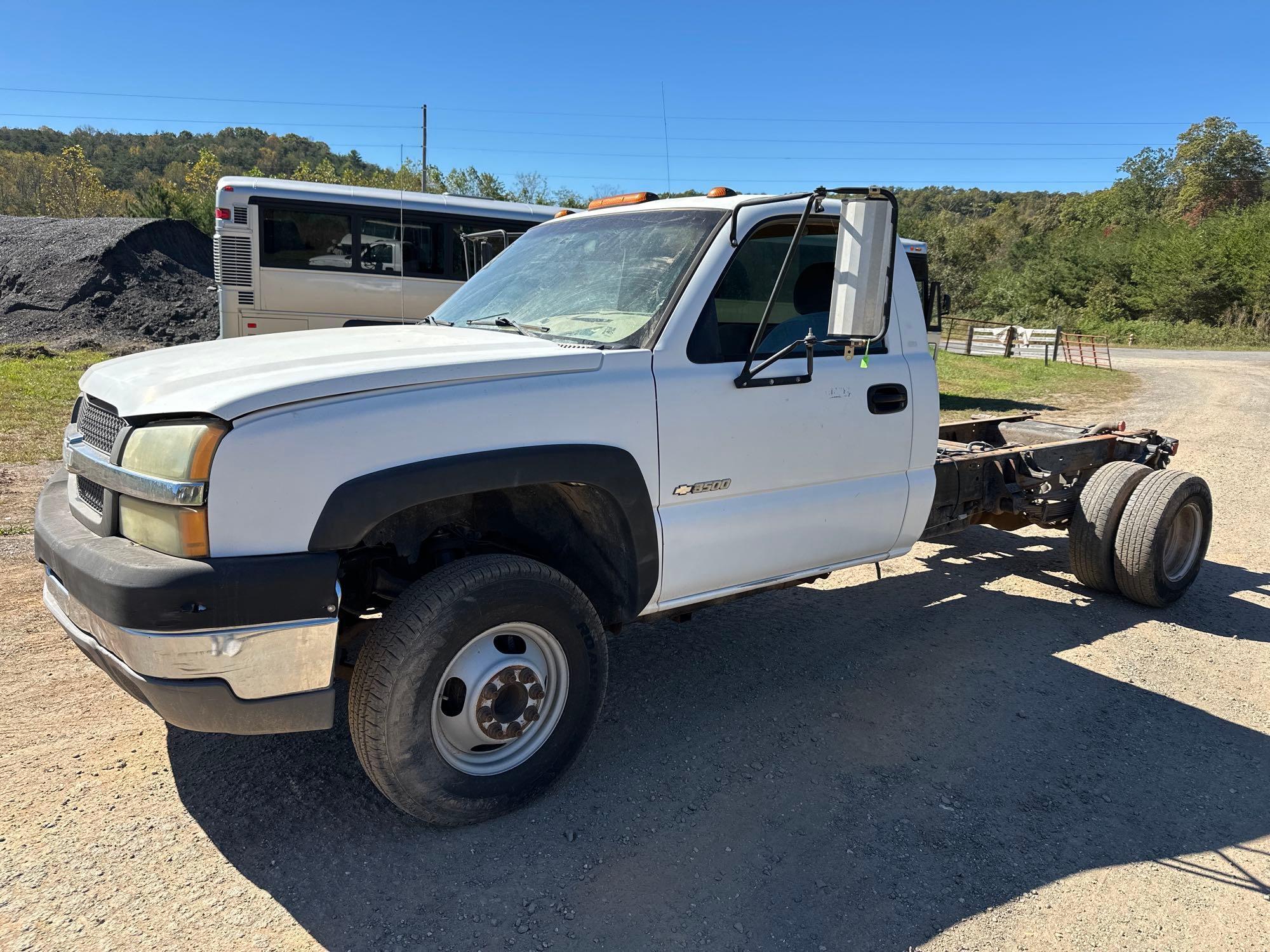 Photo of 2003 Chevrolet Silverado