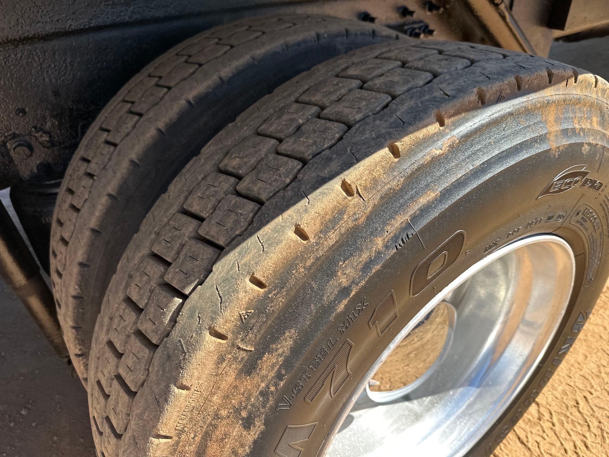 2005 International 7400