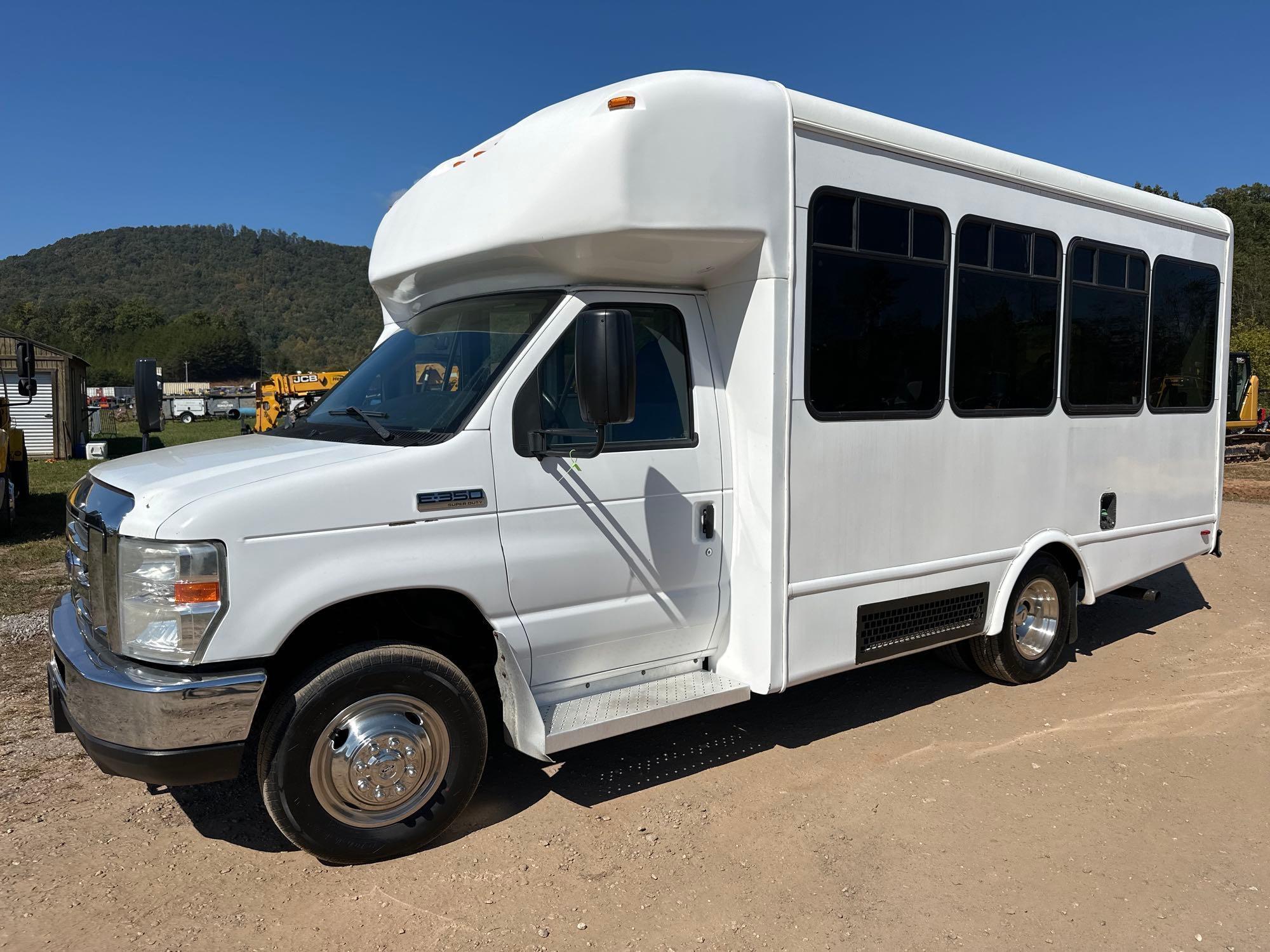 2017 Ford ECONOLINE