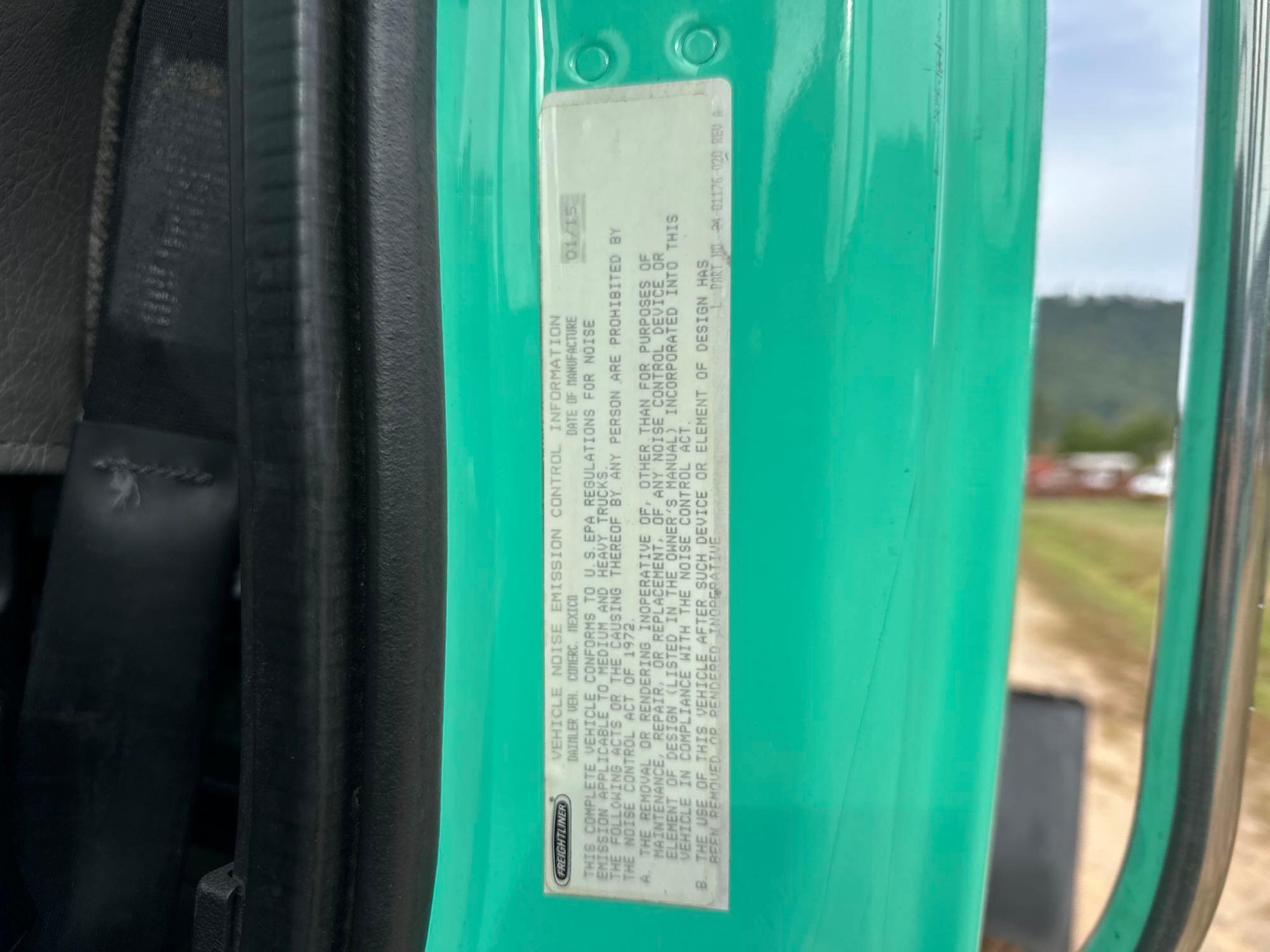 2016 Freightliner M2 106