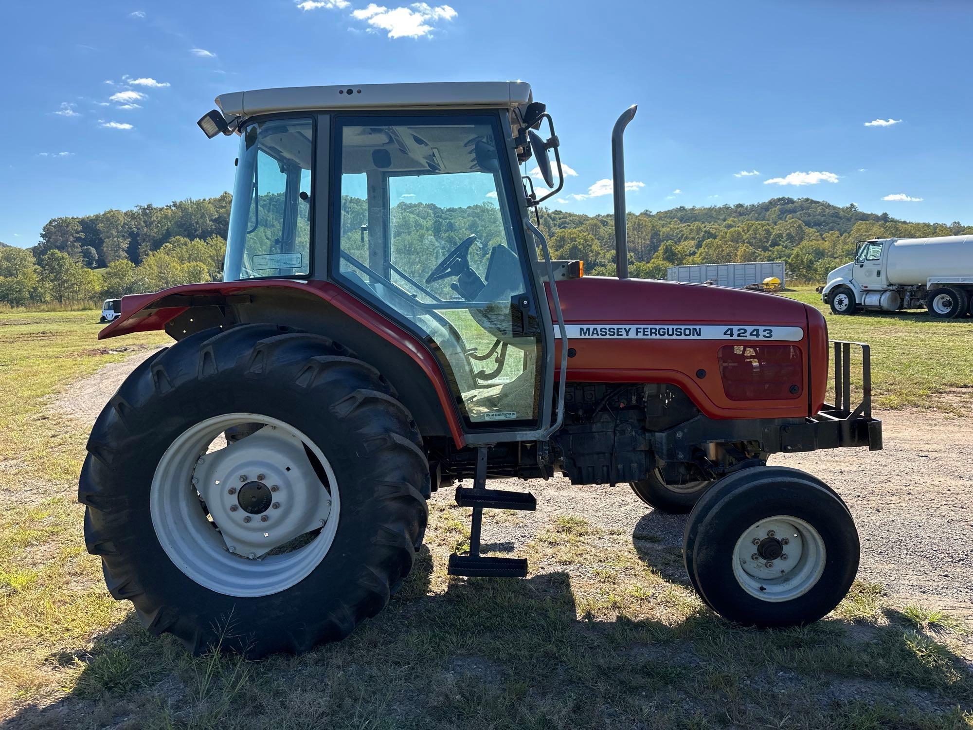 Massey Ferguson 4243