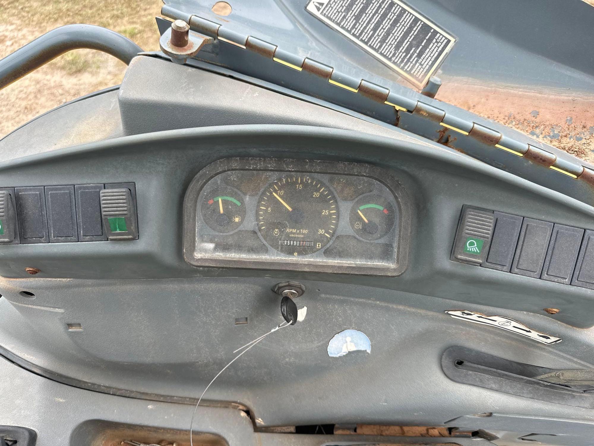 New Holland LB75B